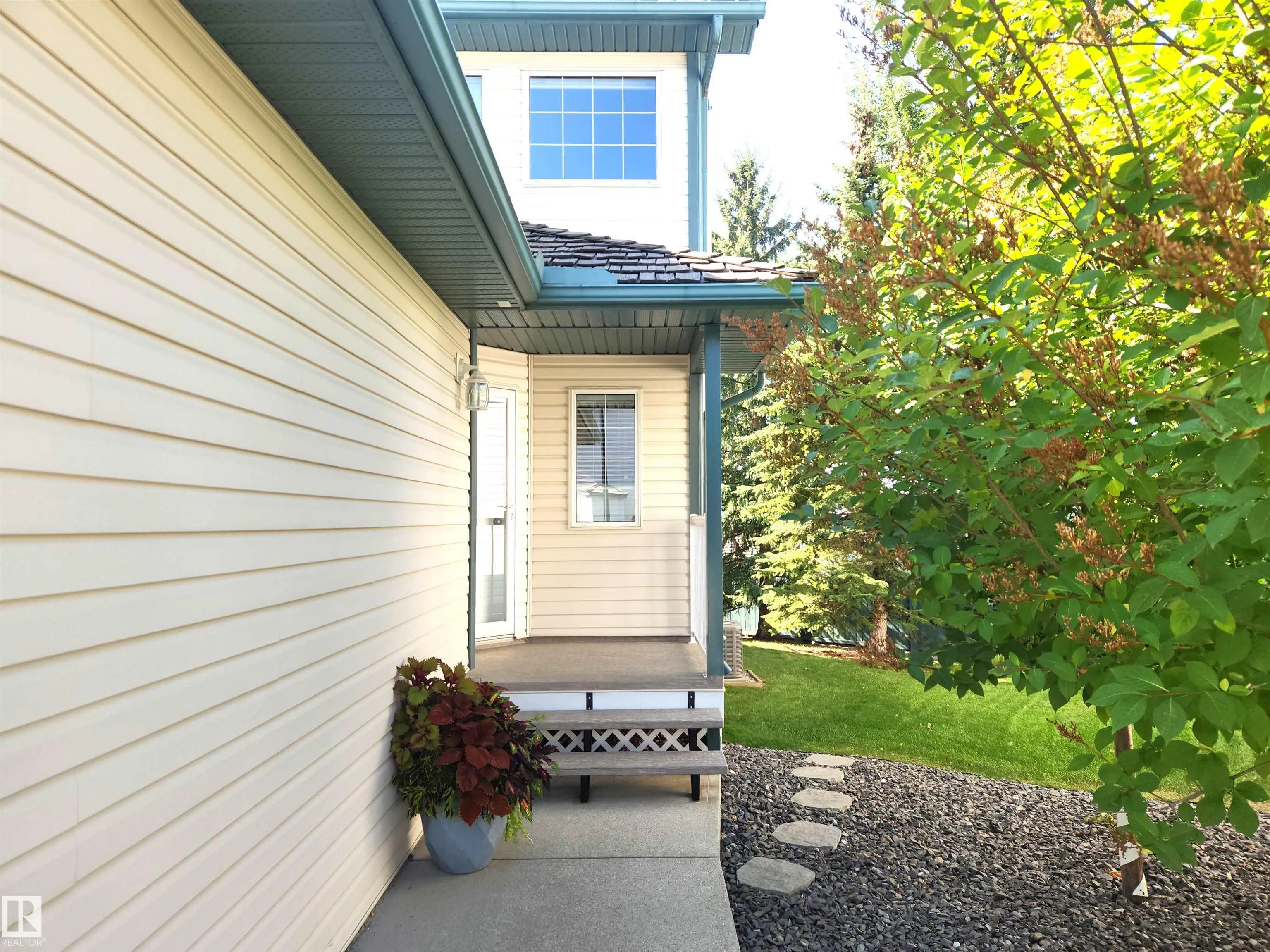 211 BLACKBURN