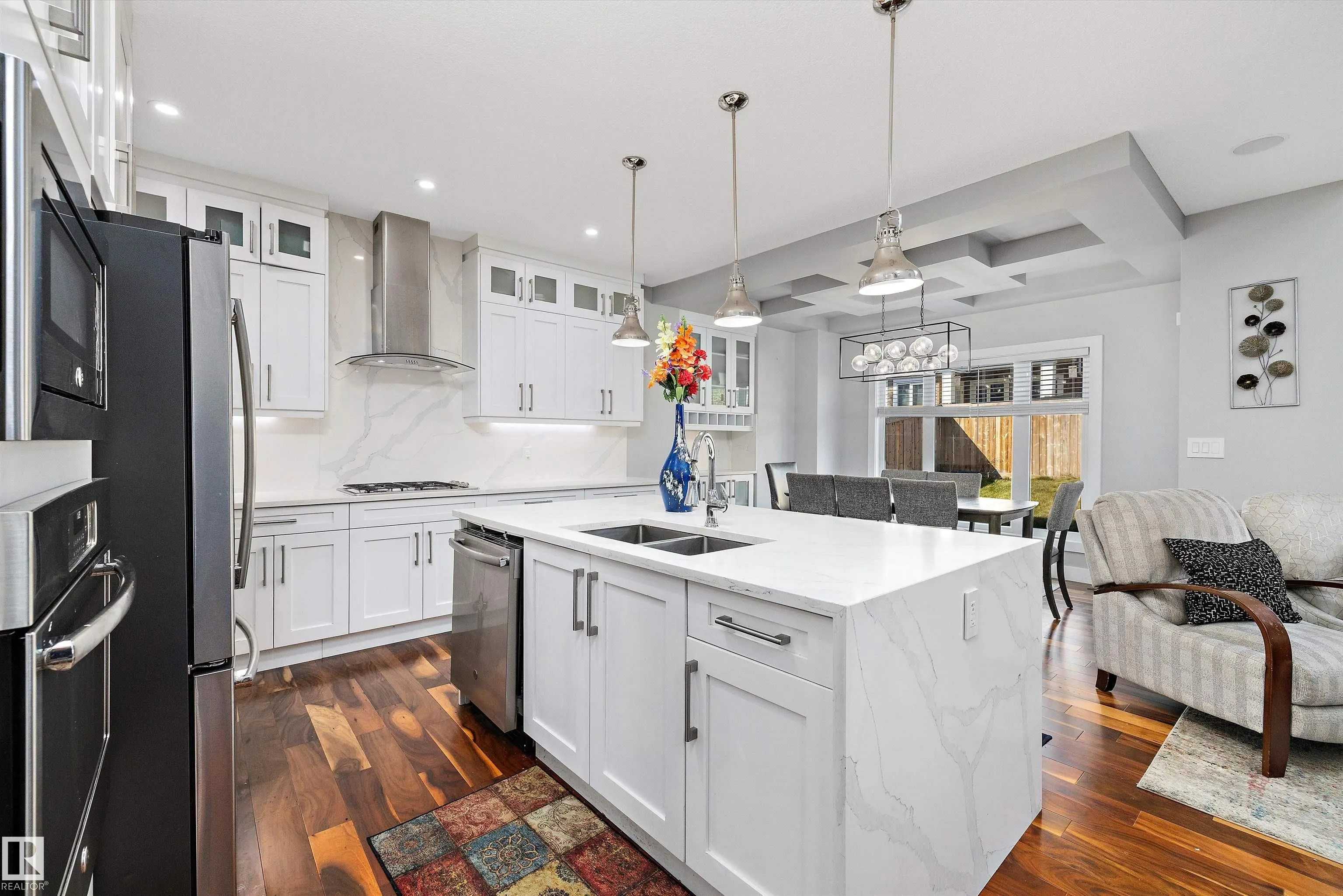 3380 CHICKADEE Drive