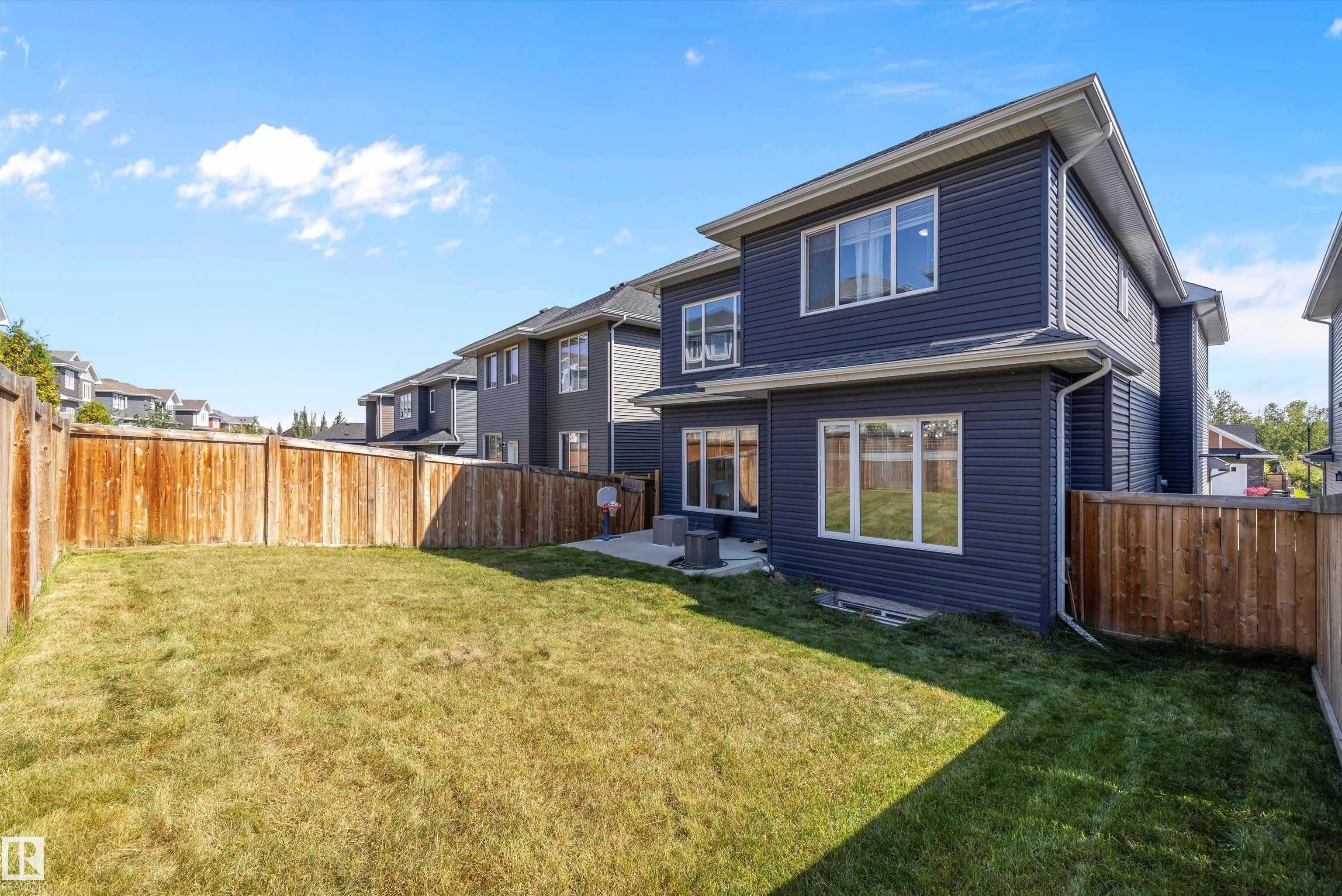 3380 CHICKADEE Drive