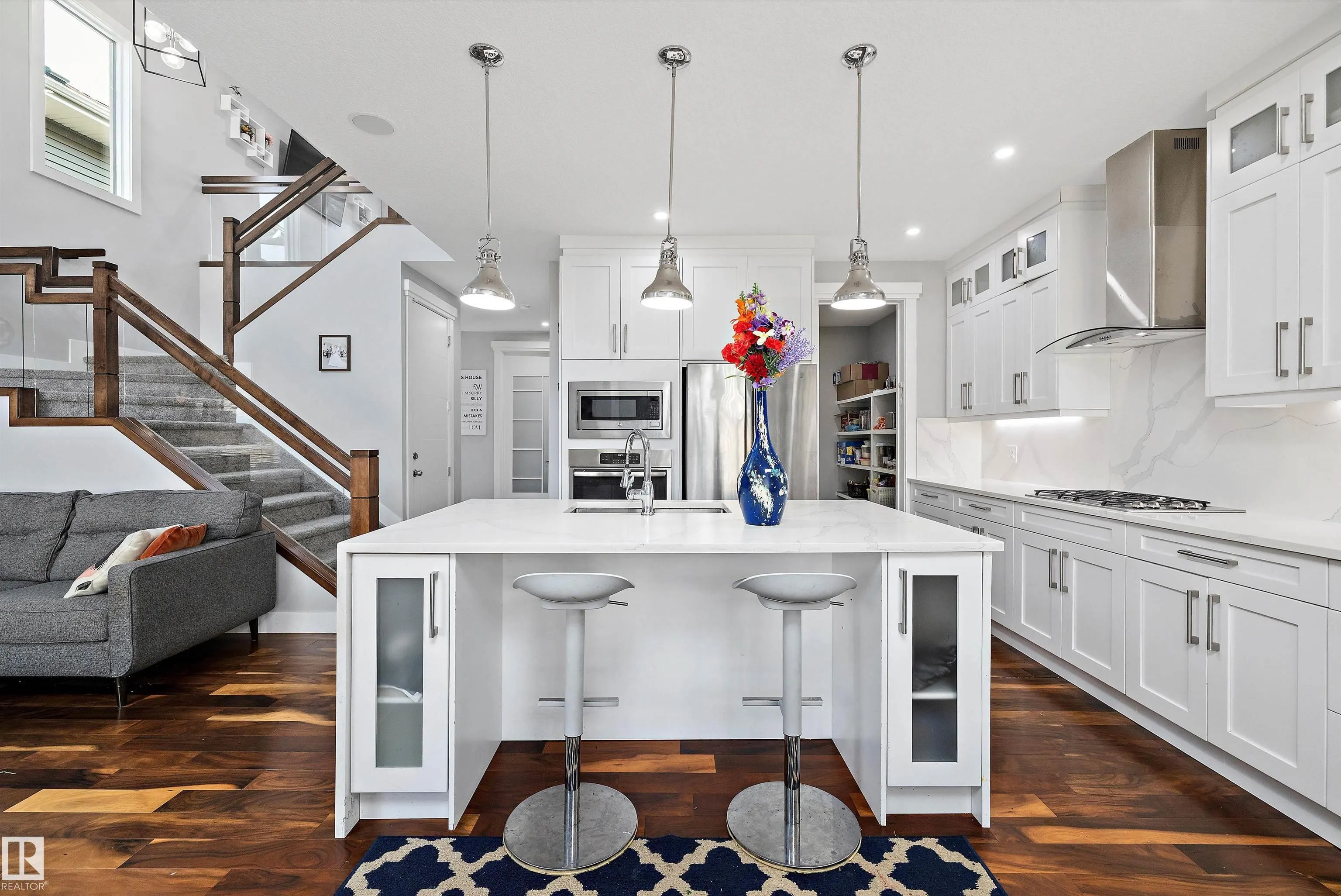3380 CHICKADEE Drive