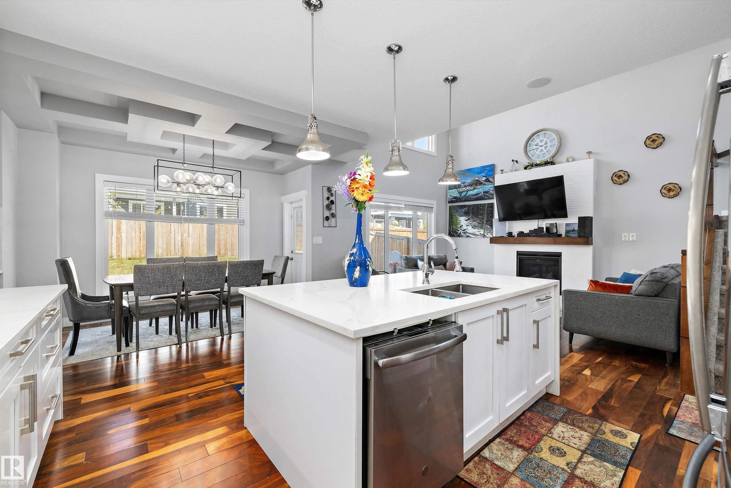 3380 CHICKADEE Drive