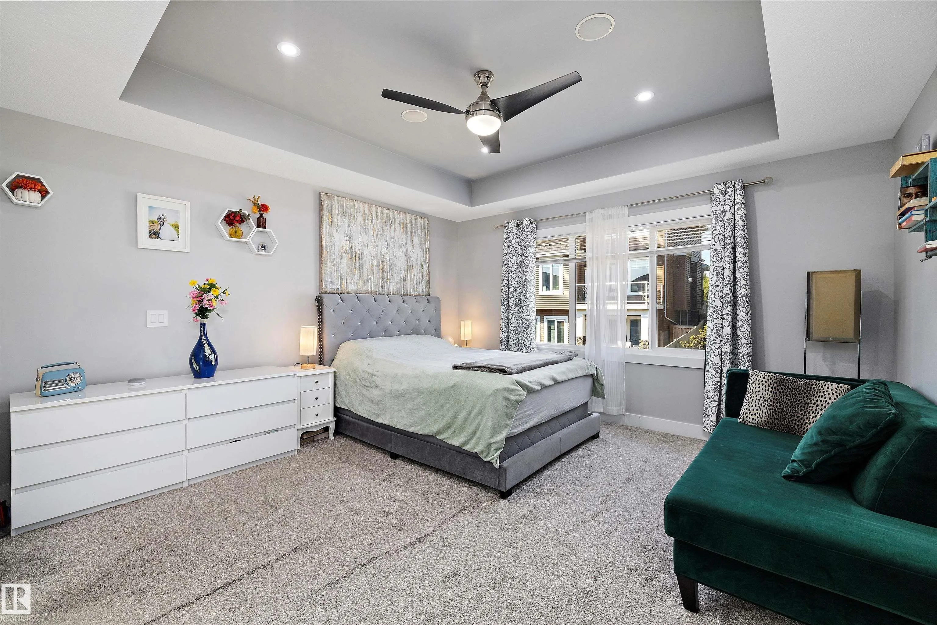 3380 CHICKADEE Drive