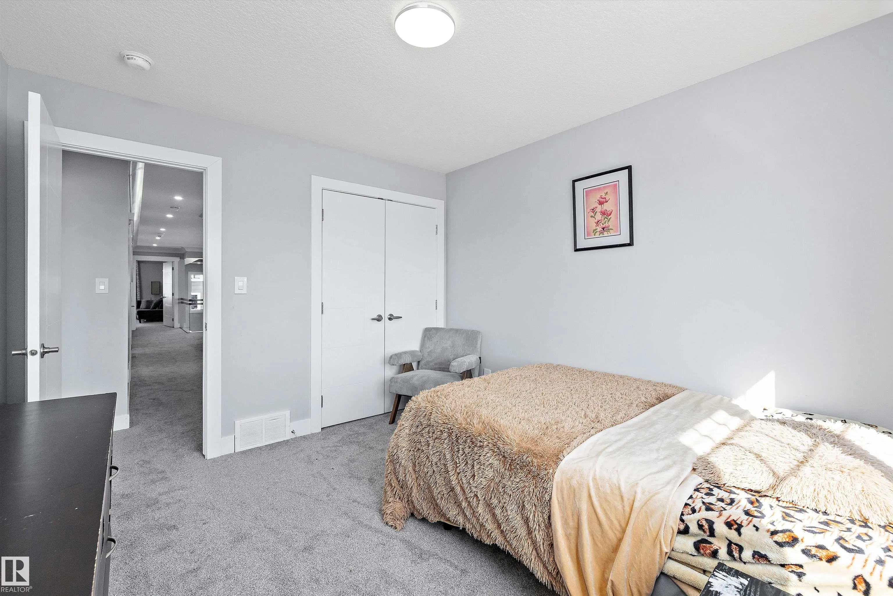 3380 CHICKADEE Drive