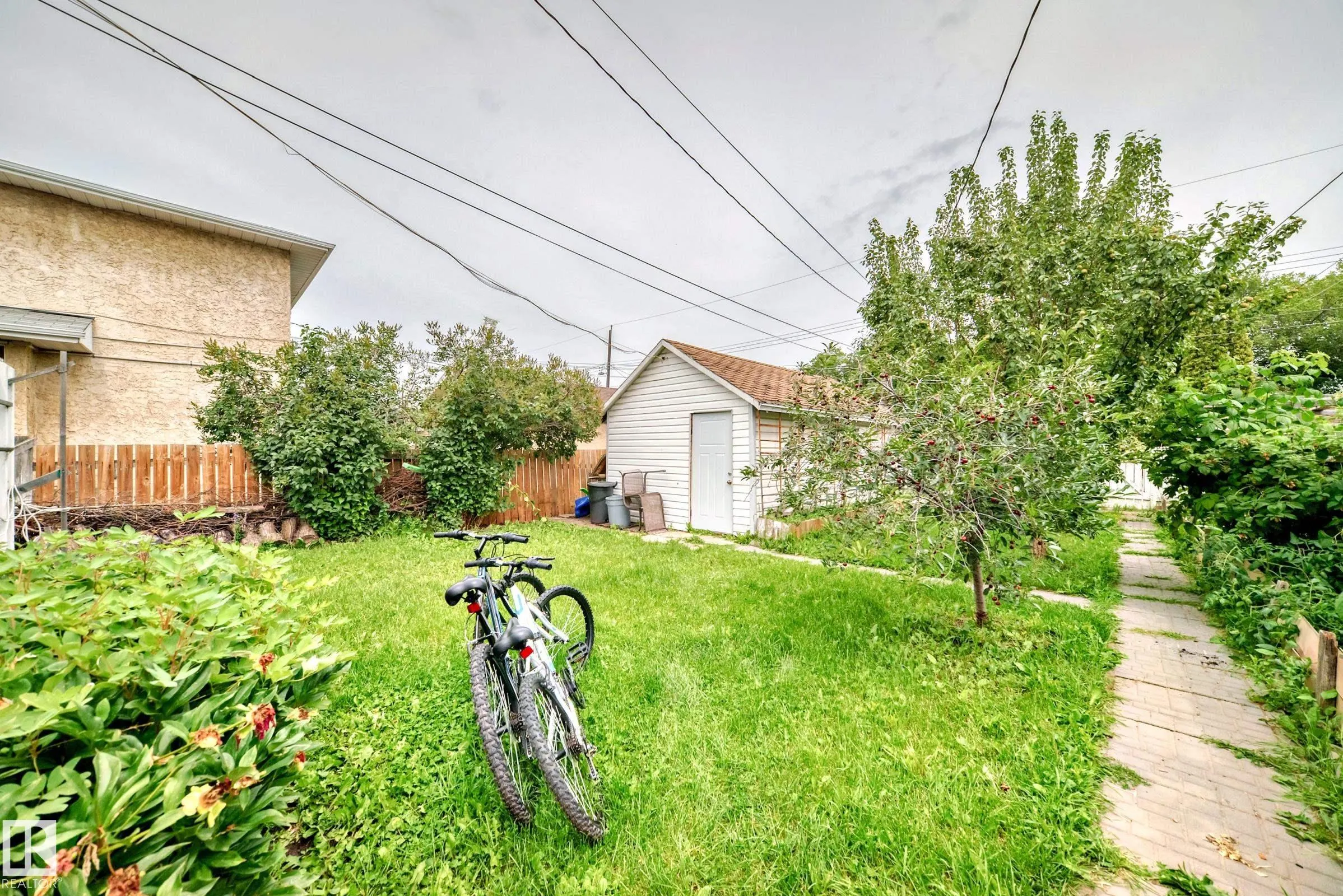 13111 65 Street