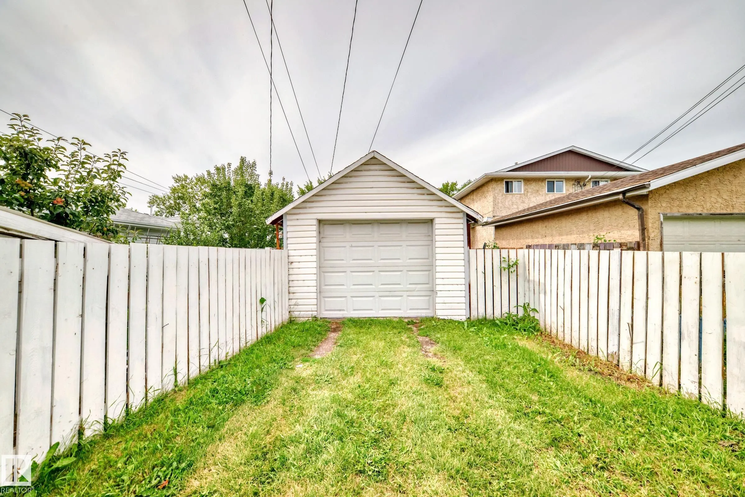 13111 65 Street