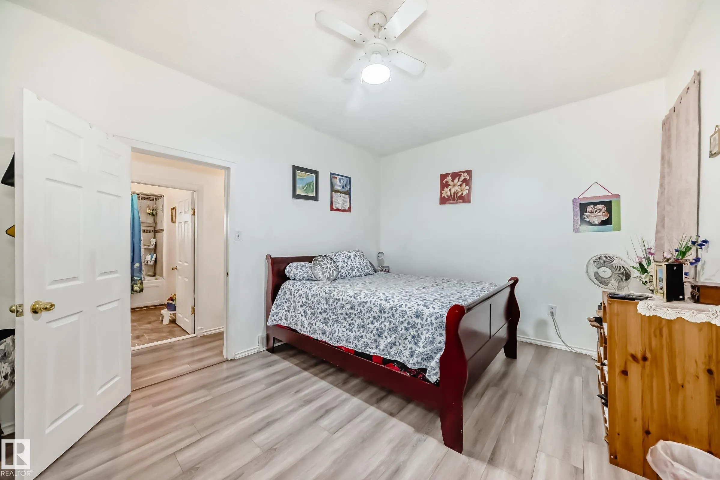 13111 65 Street