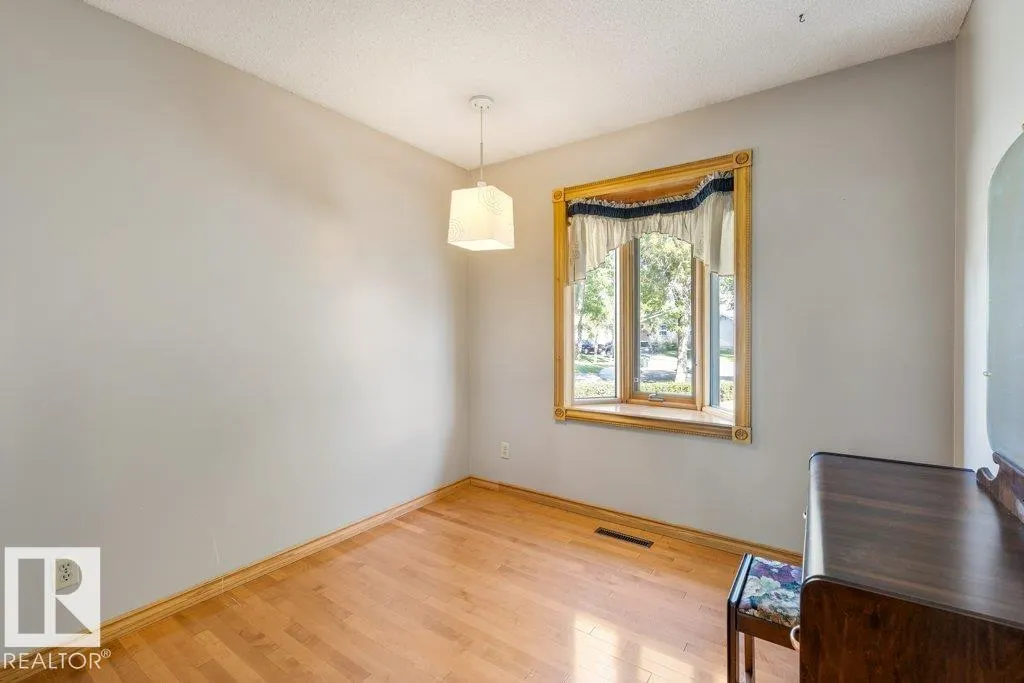 11 SAGE Court