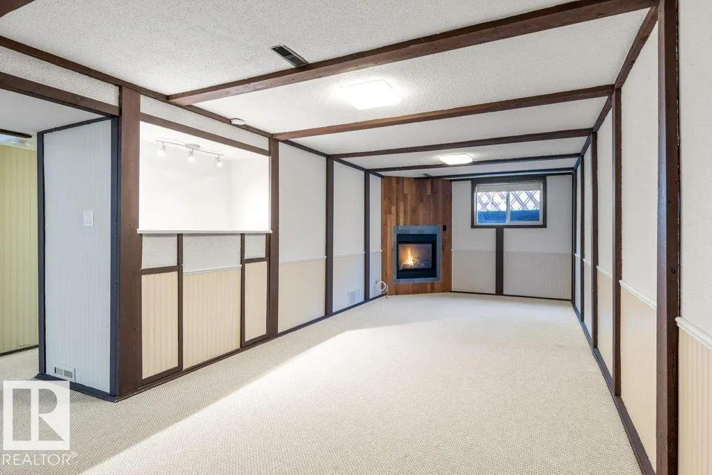 11 SAGE Court