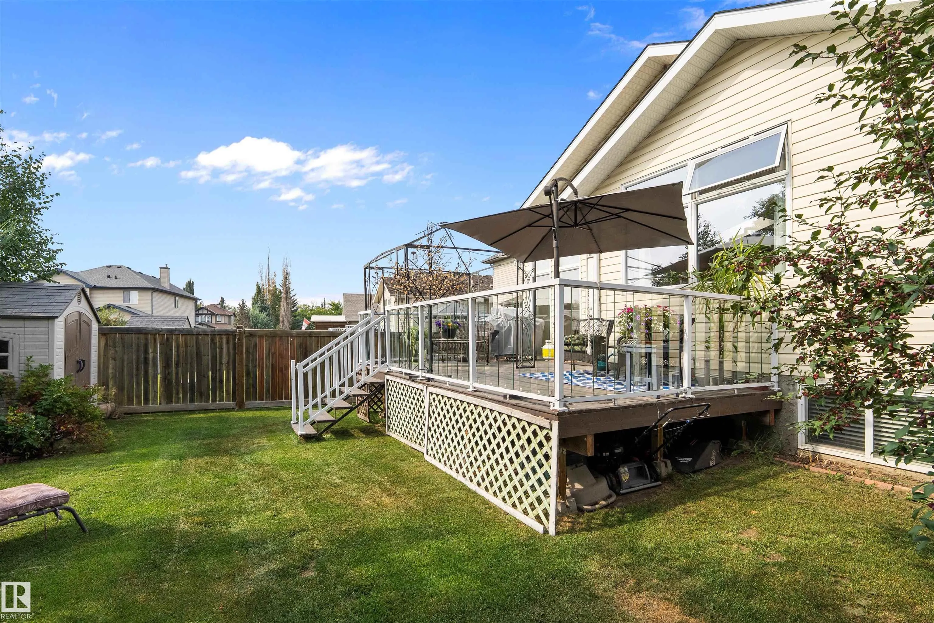 9 ASHGROVE Drive