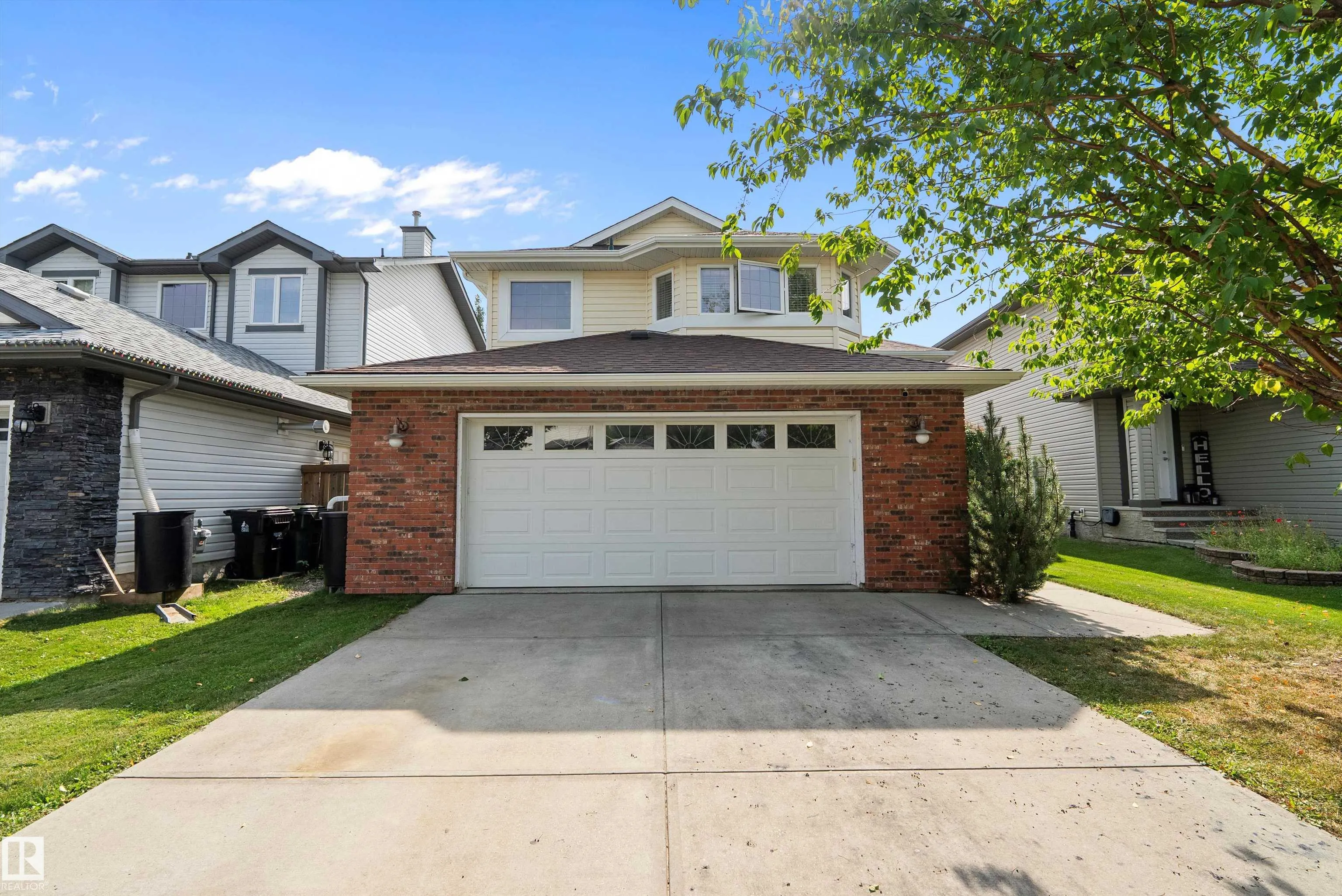 9 ASHGROVE Drive