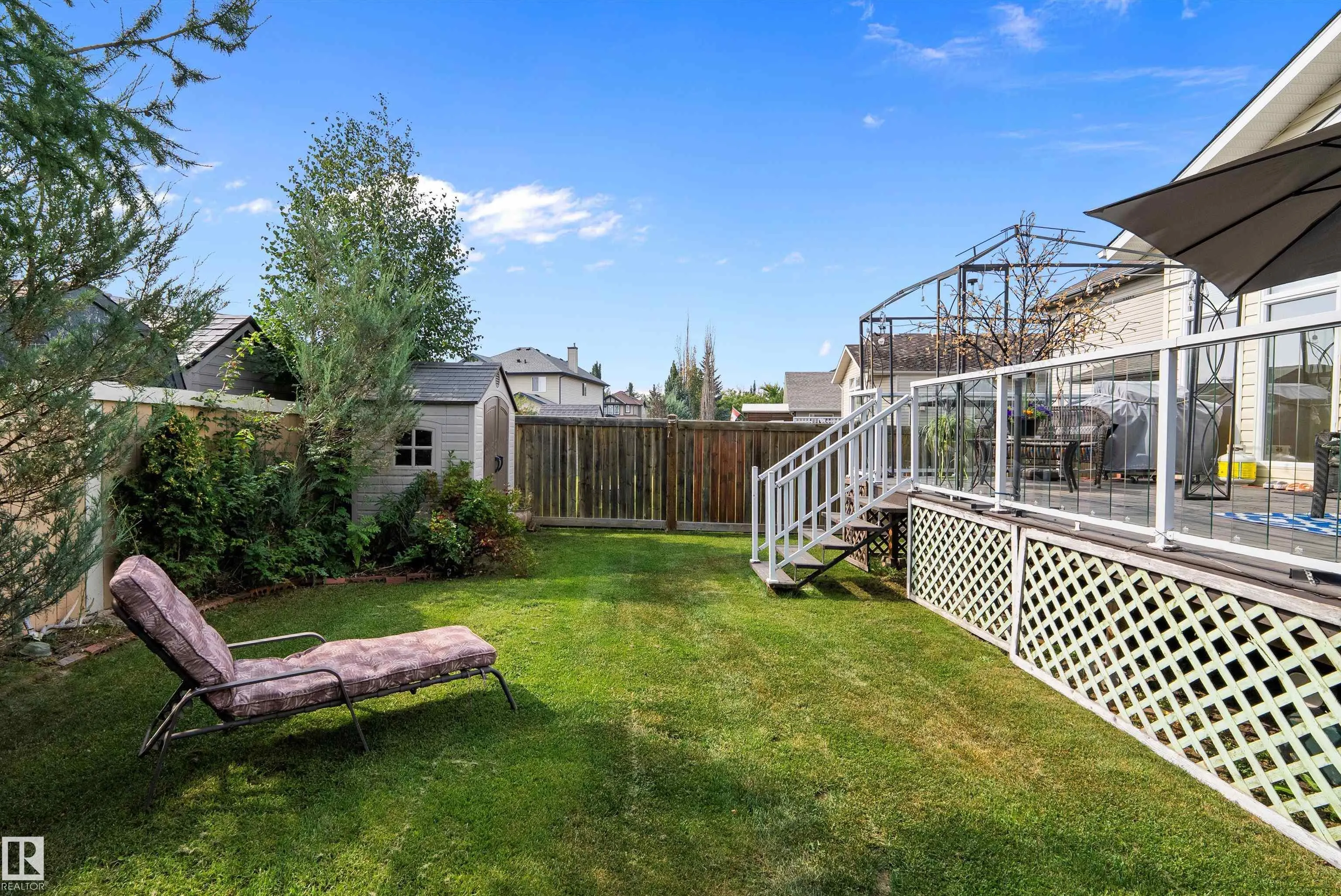 9 ASHGROVE Drive