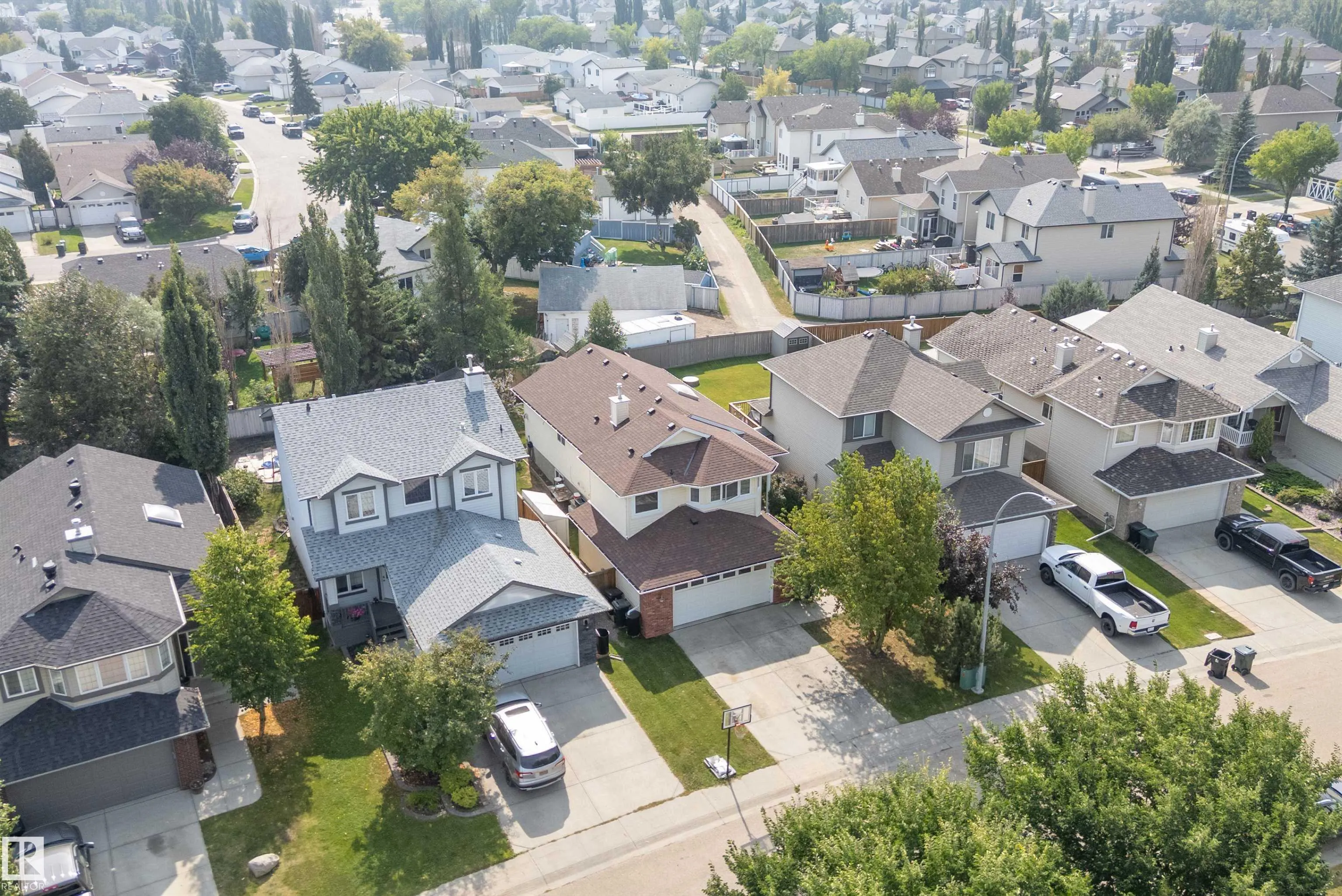 9 ASHGROVE Drive