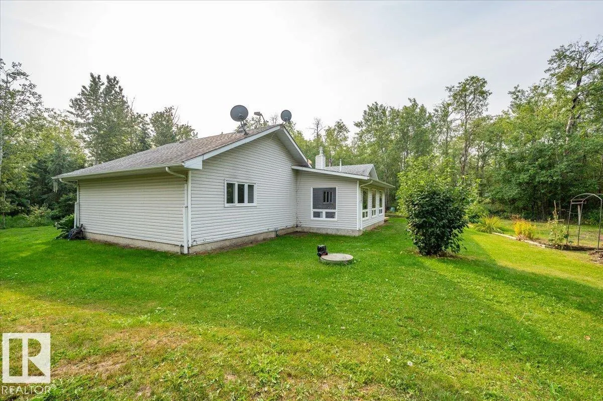 57303 RGE ROAD 233