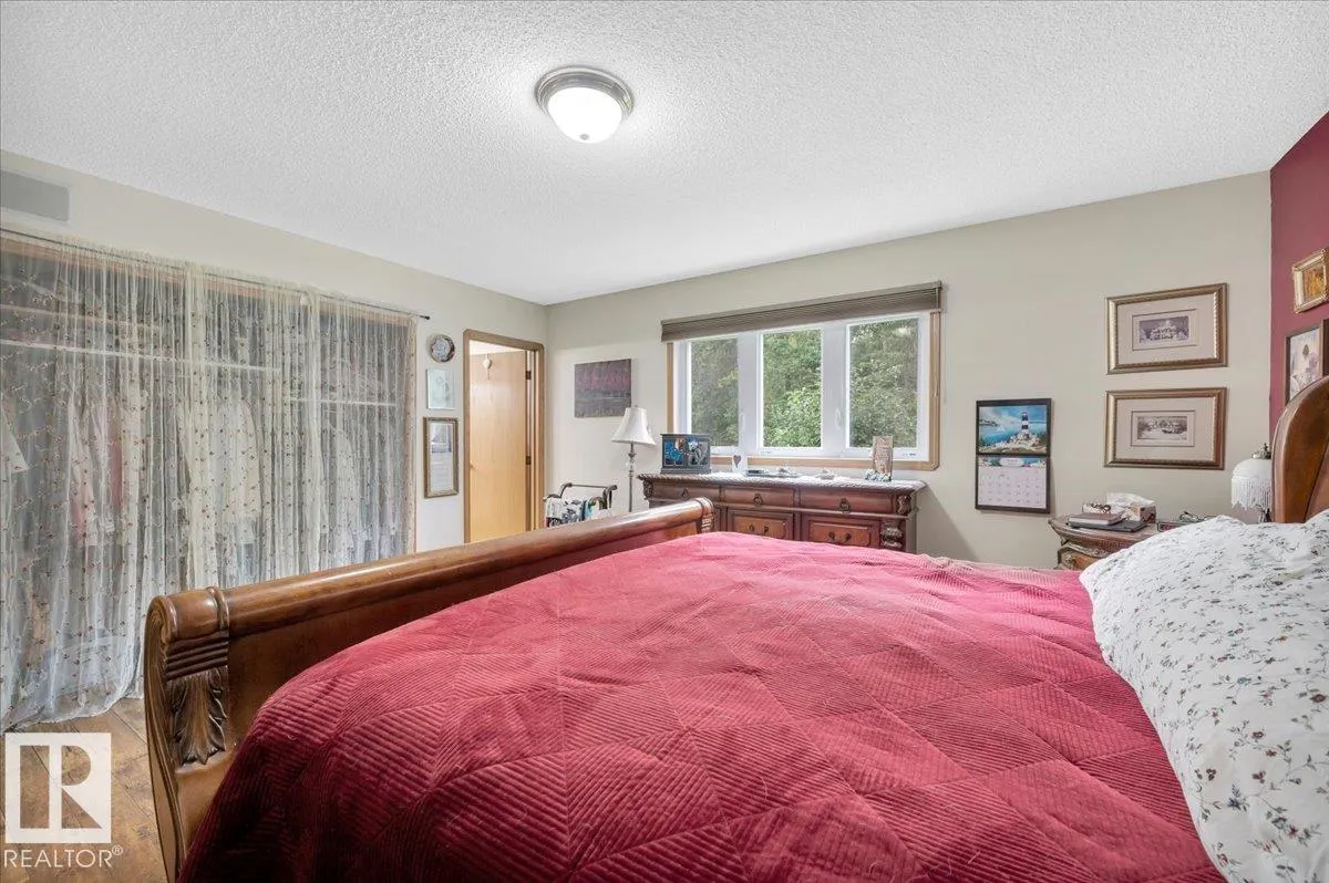 57303 RGE ROAD 233