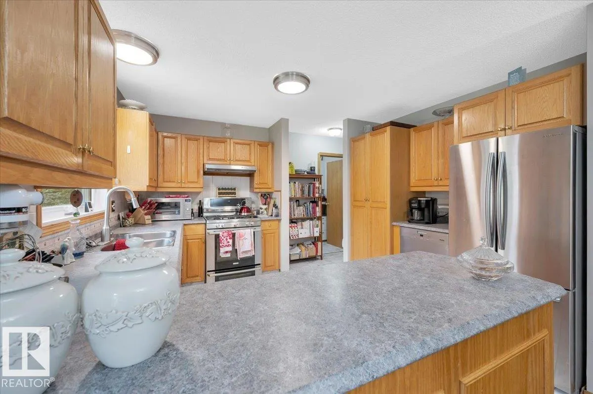 57303 RGE ROAD 233