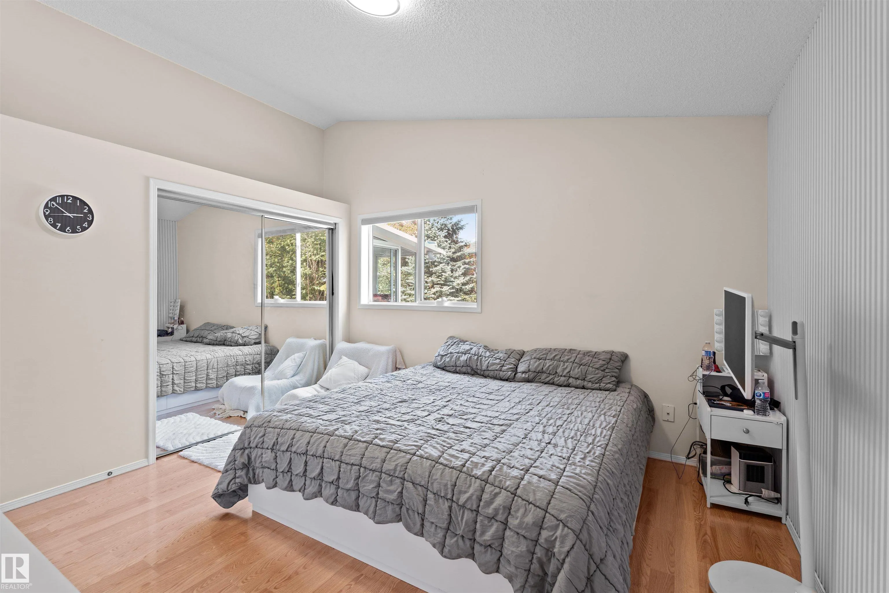 333 DECHENE Way