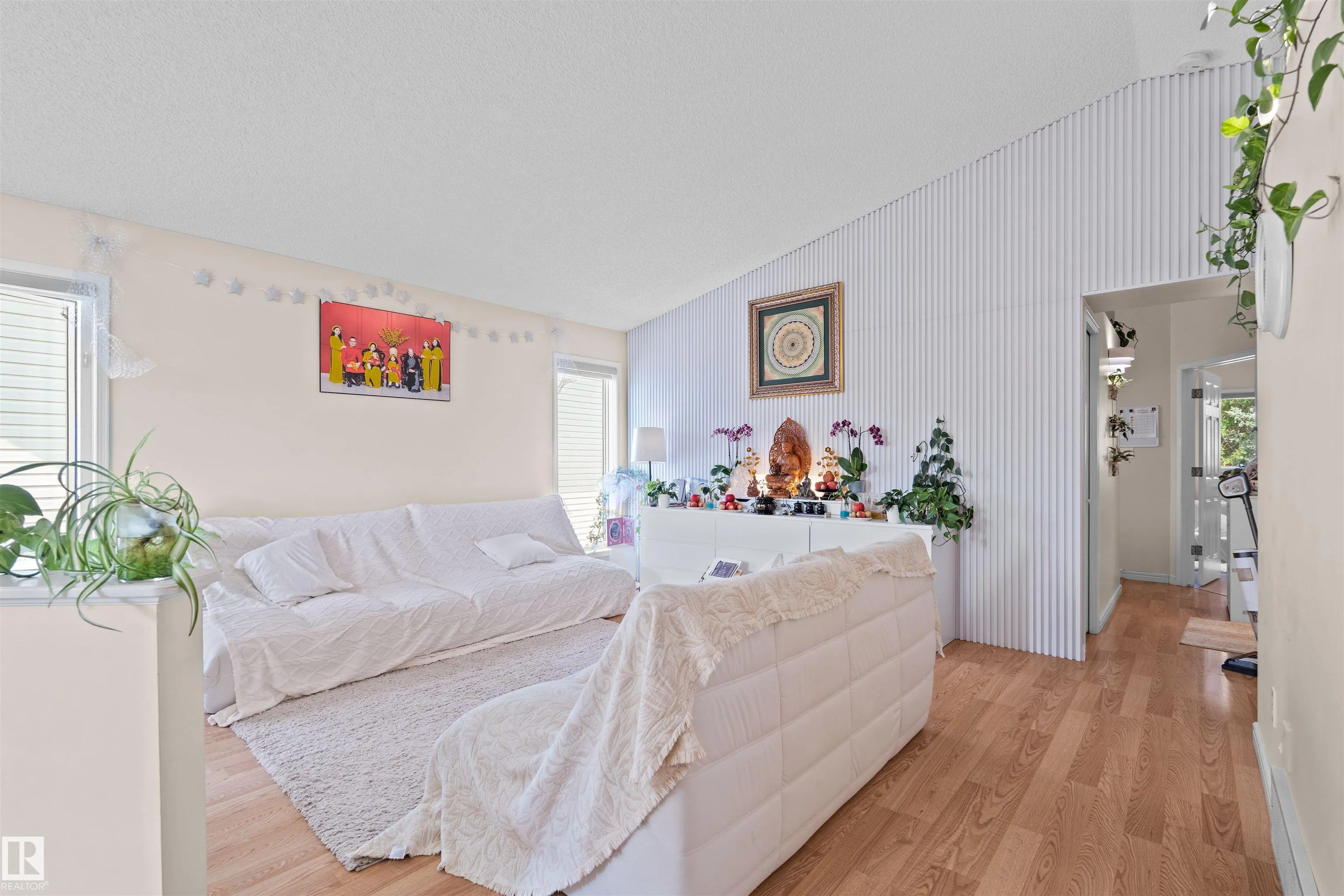333 DECHENE Way