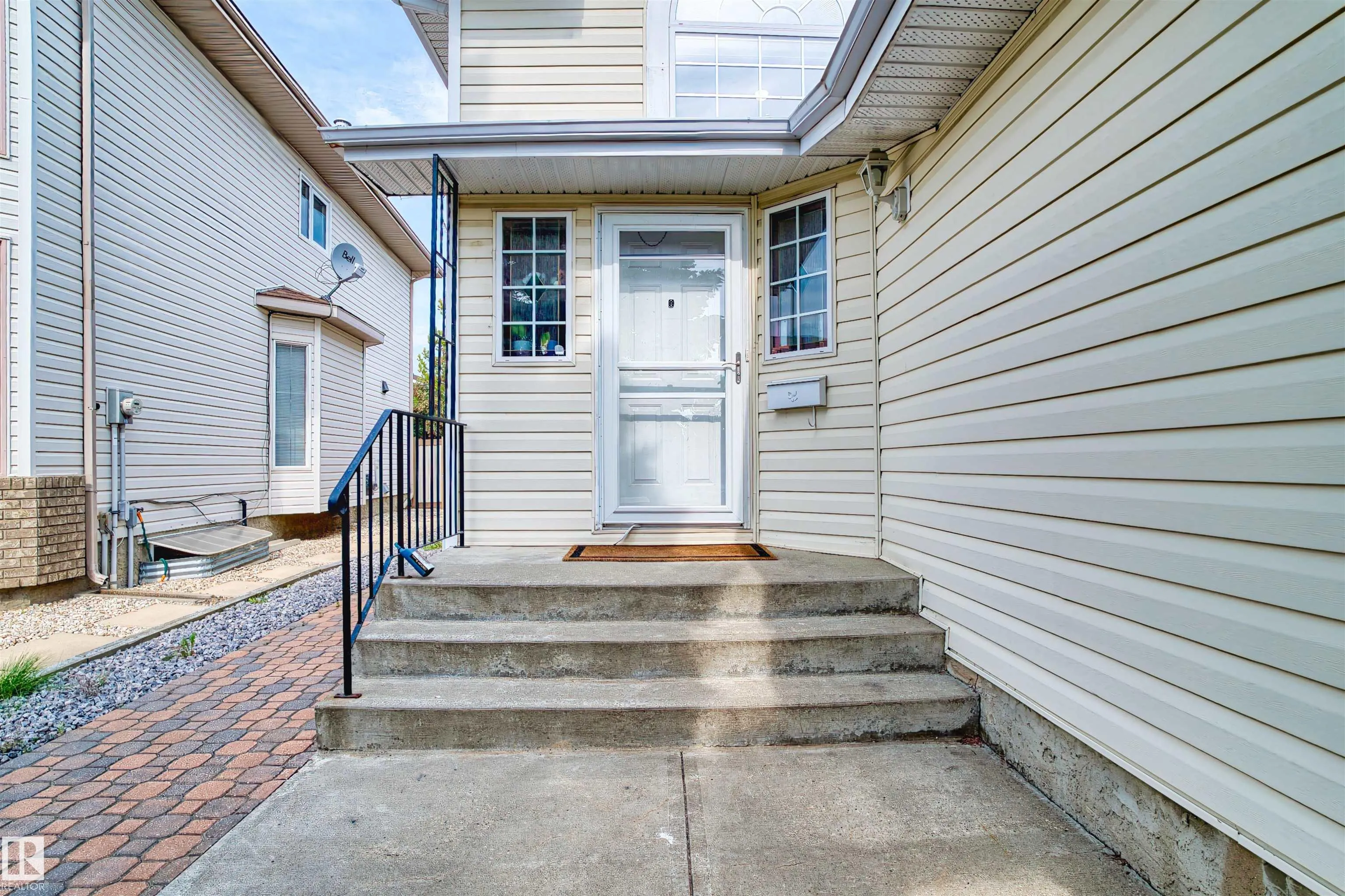 333 DECHENE Way