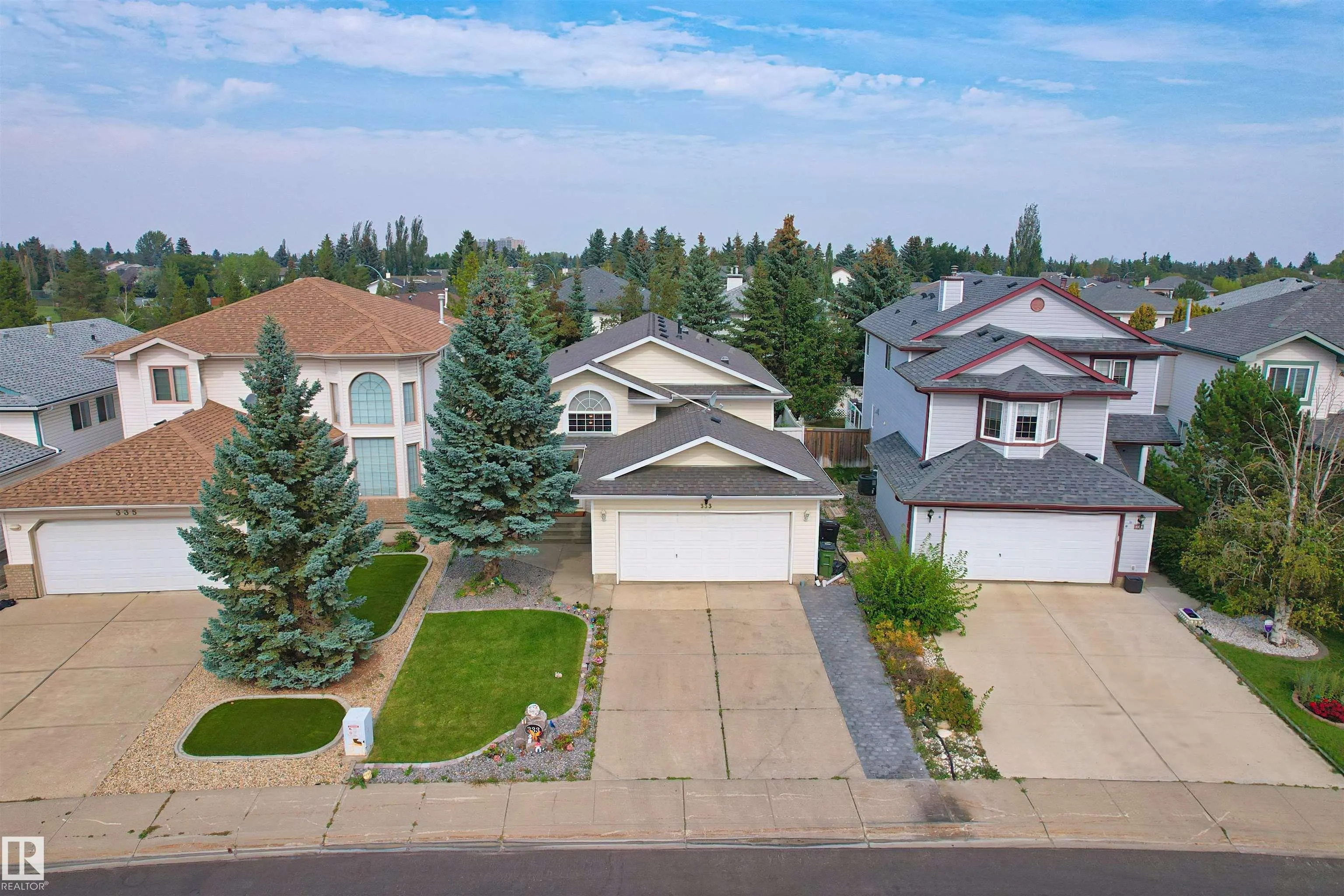 333 DECHENE Way