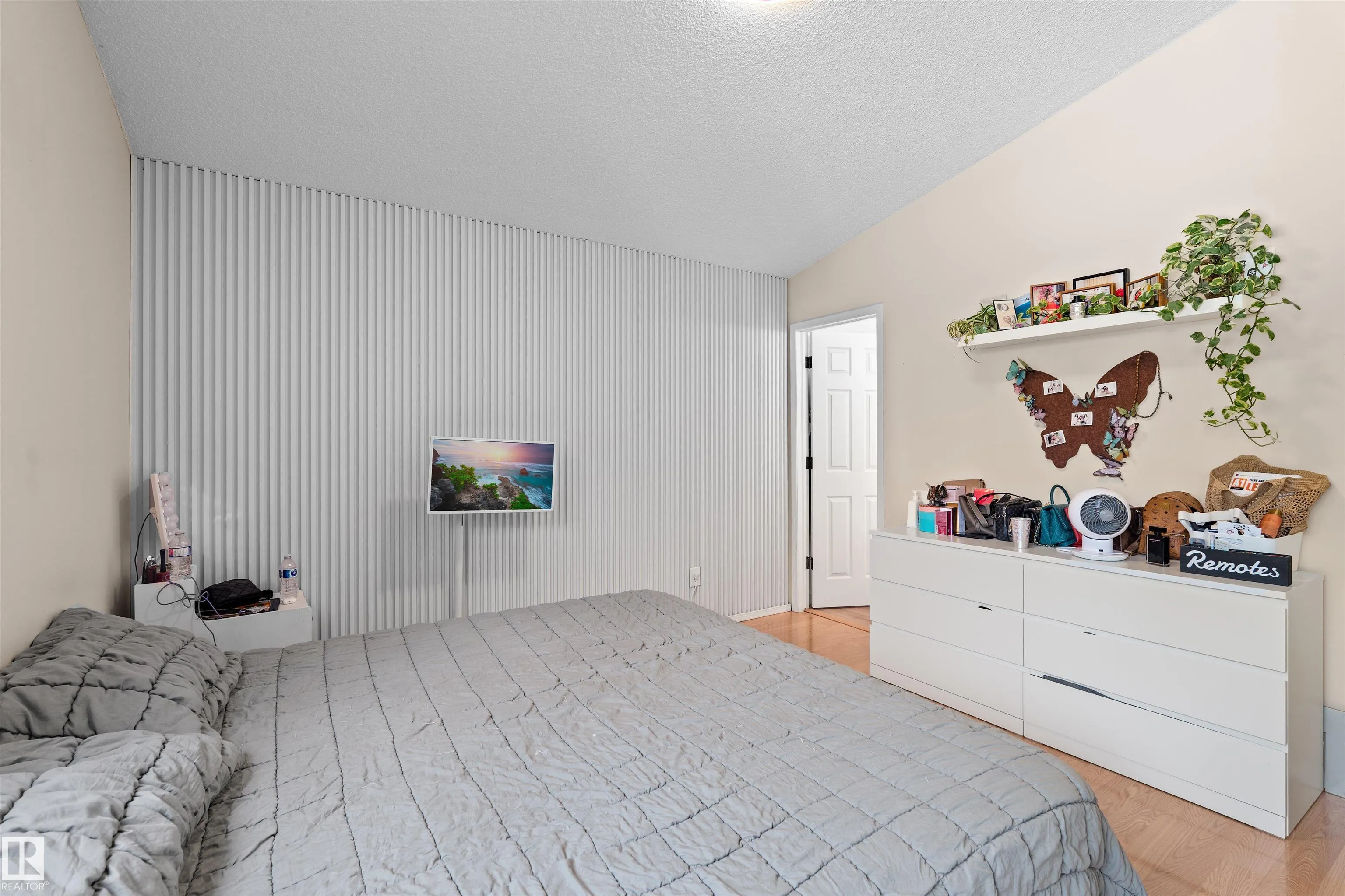 333 DECHENE Way