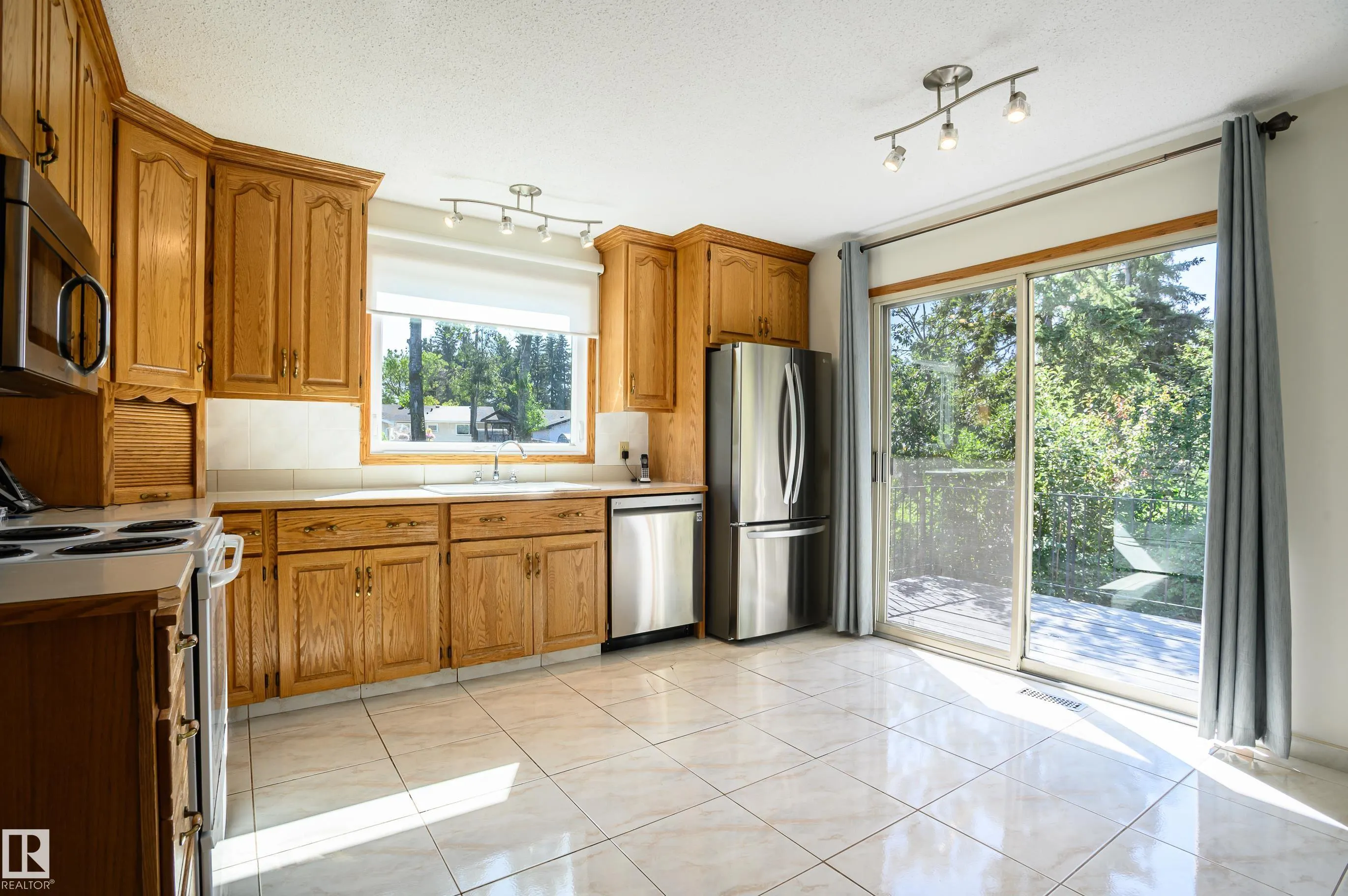203 KINGFISHER Bay
