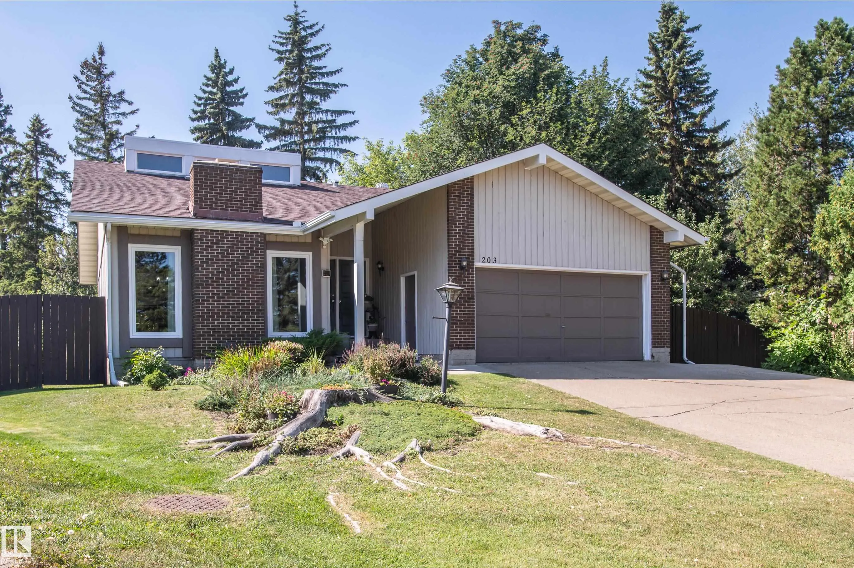 203 KINGFISHER Bay
