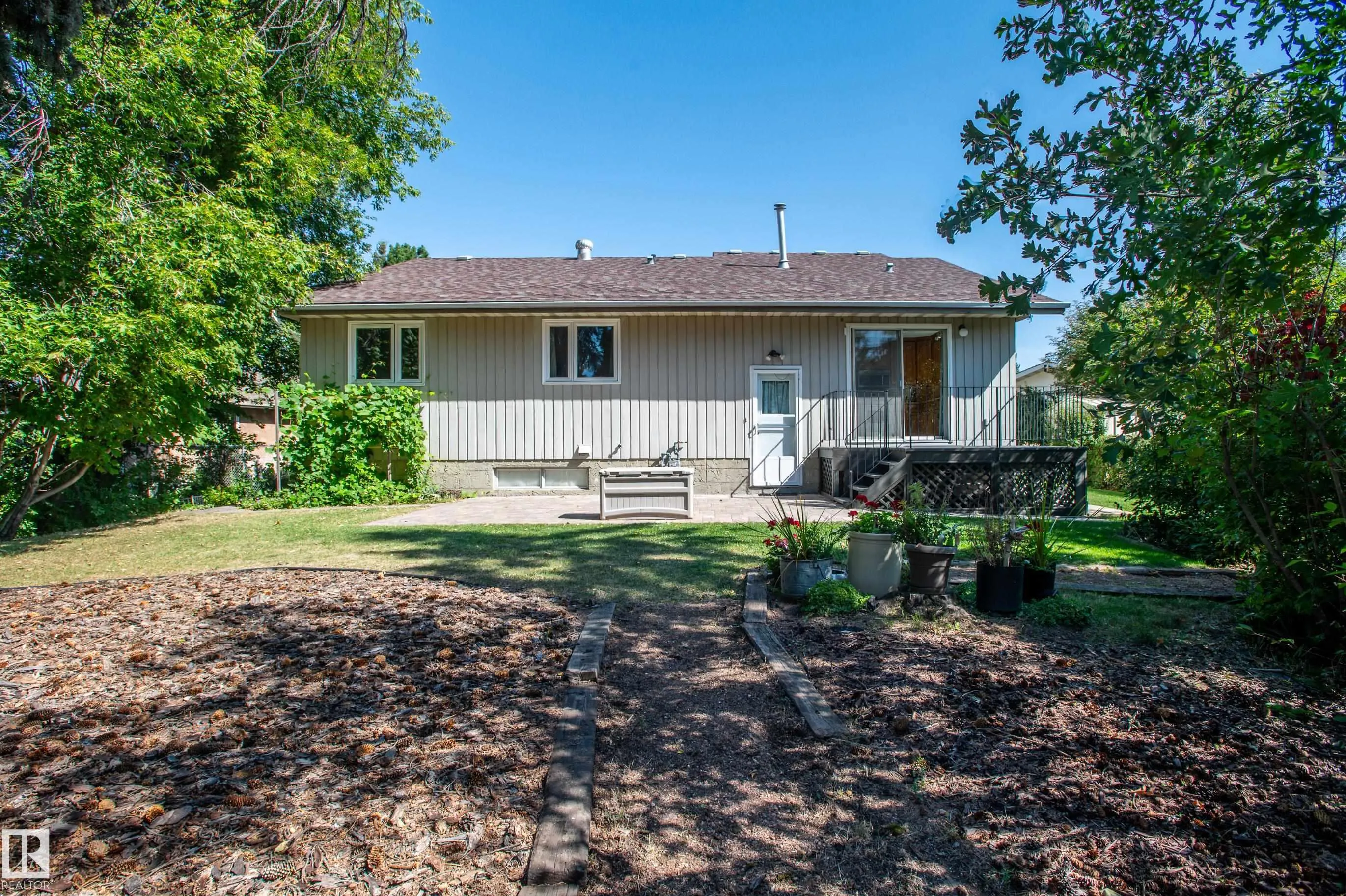 203 KINGFISHER Bay