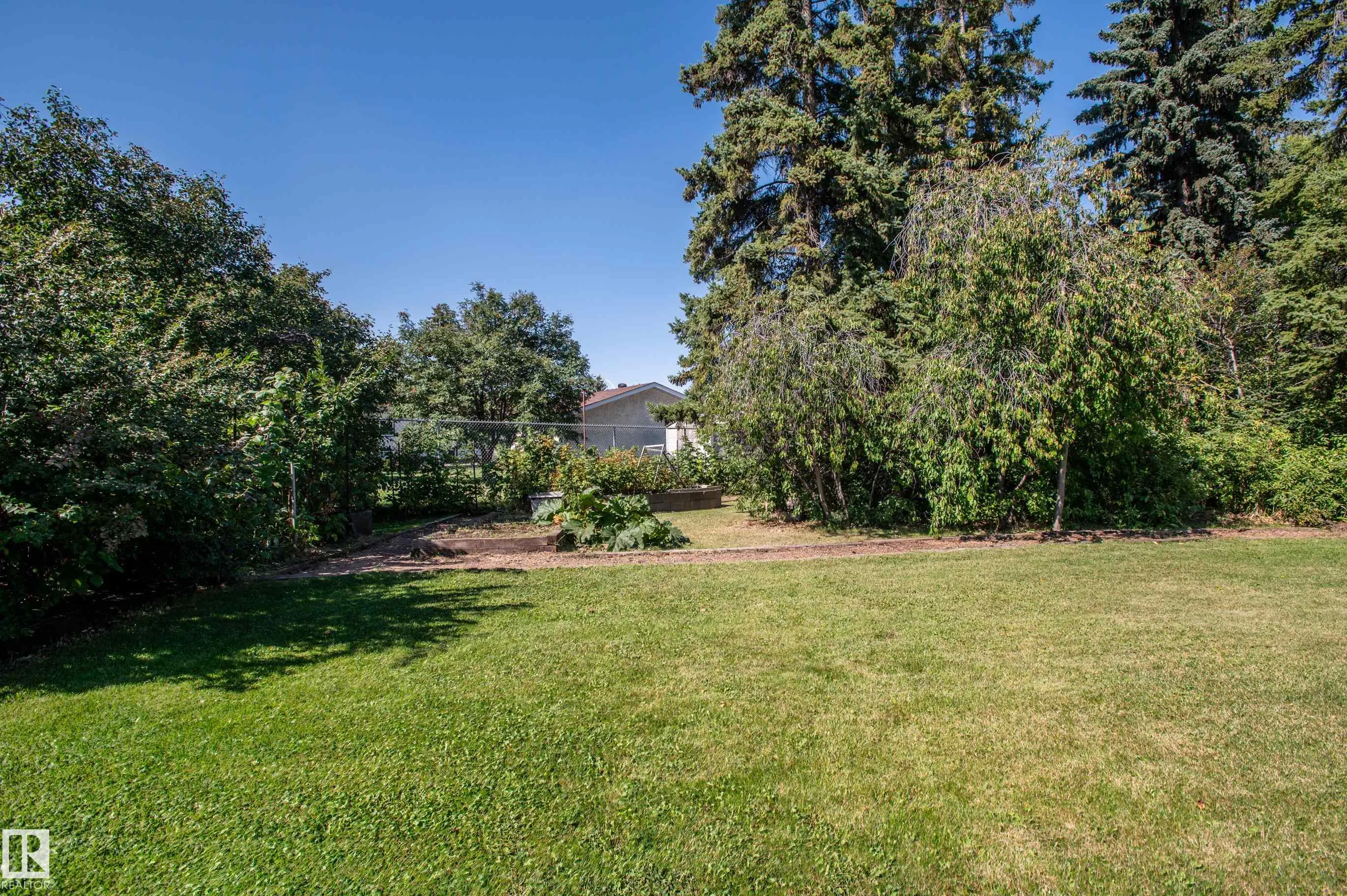 203 KINGFISHER Bay