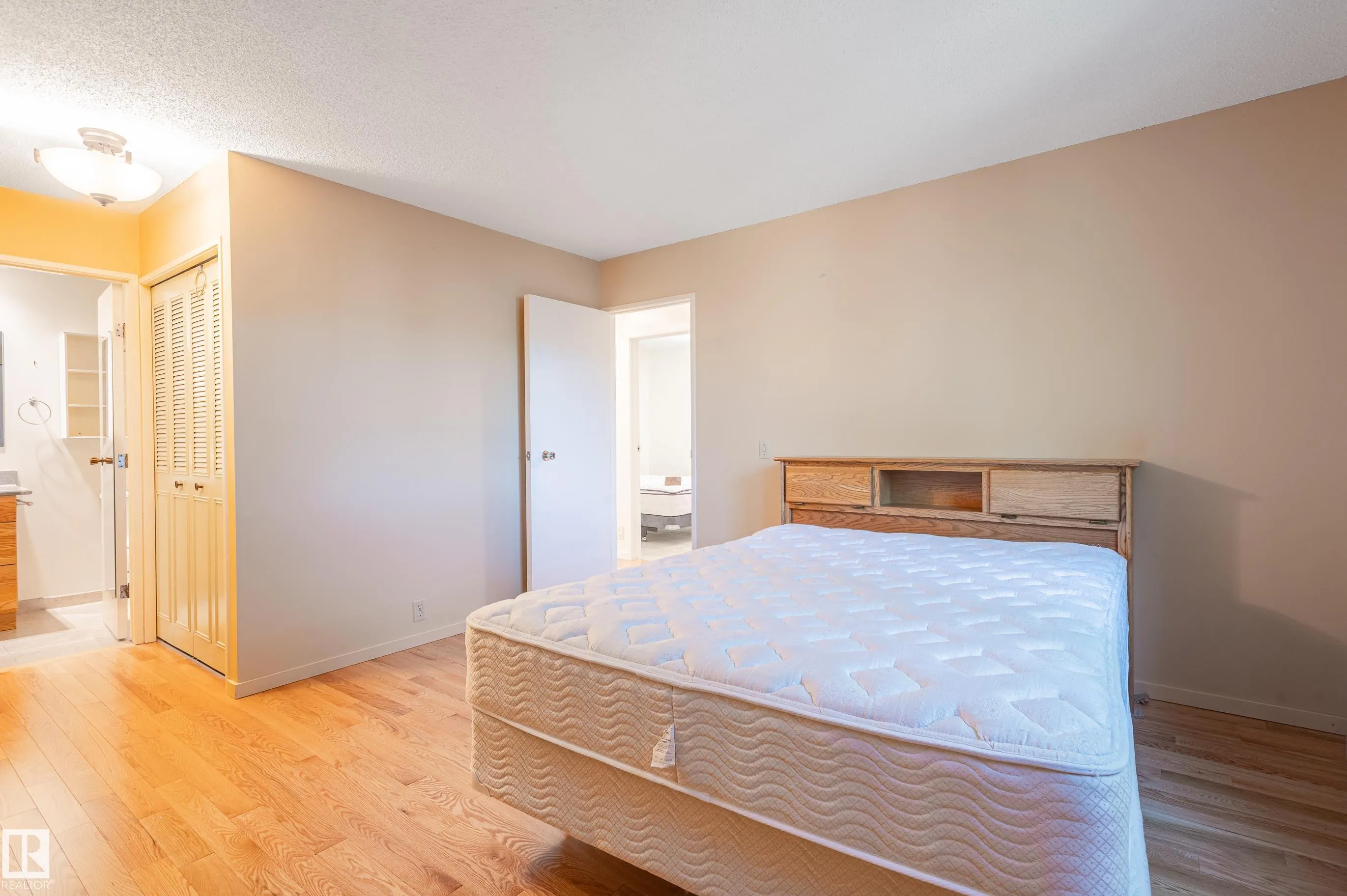 203 KINGFISHER Bay
