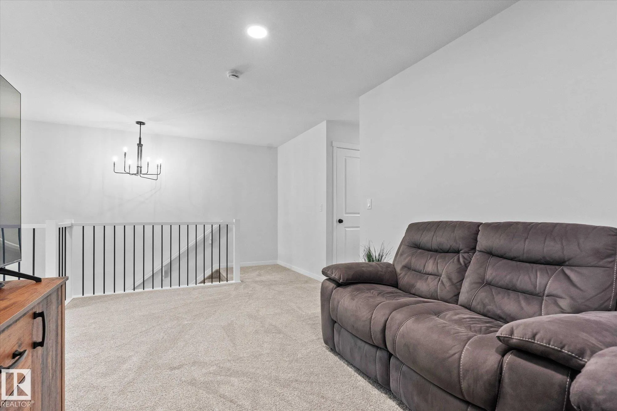 1727 WESTERRA Wynd