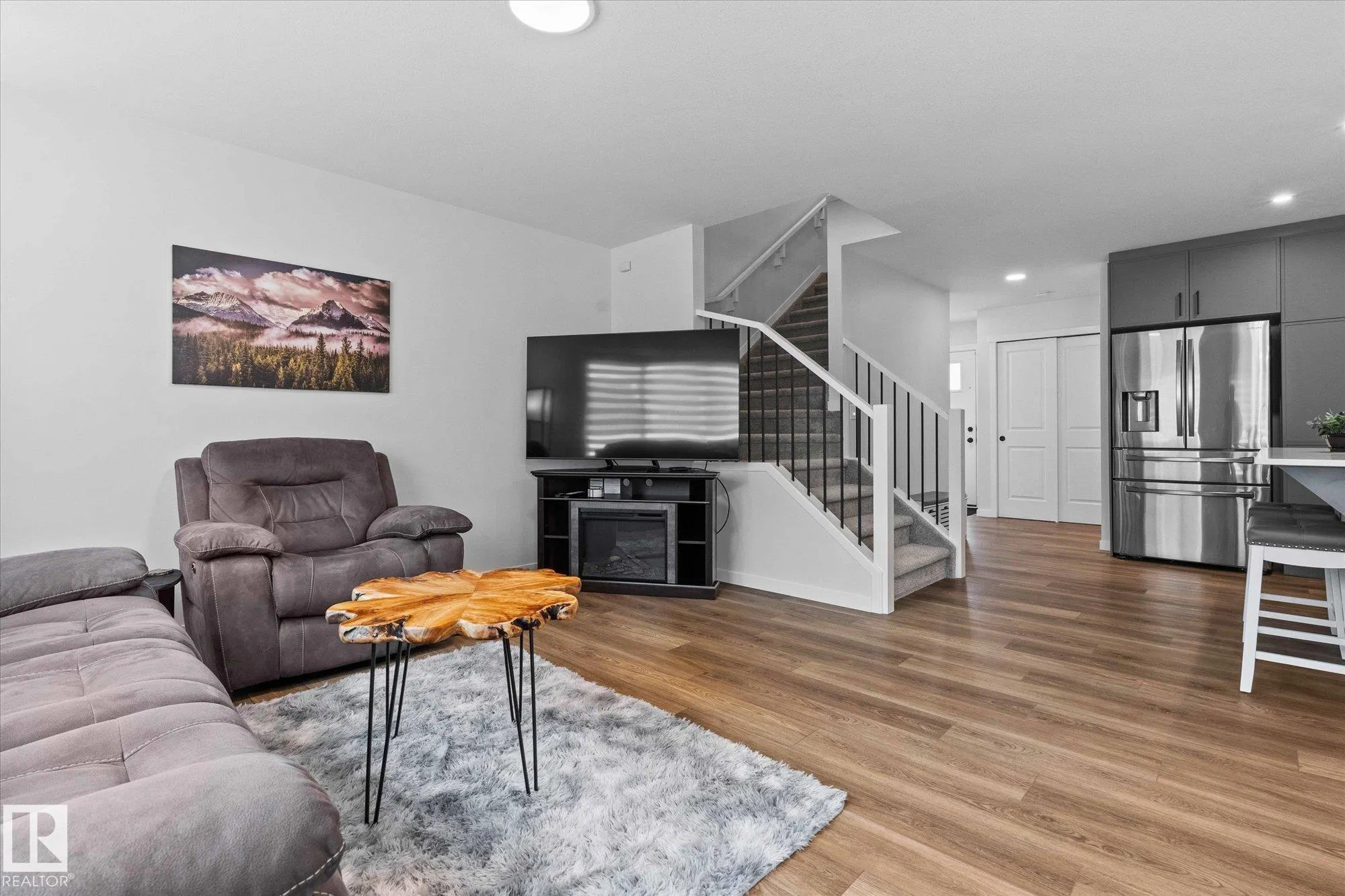 1727 WESTERRA Wynd