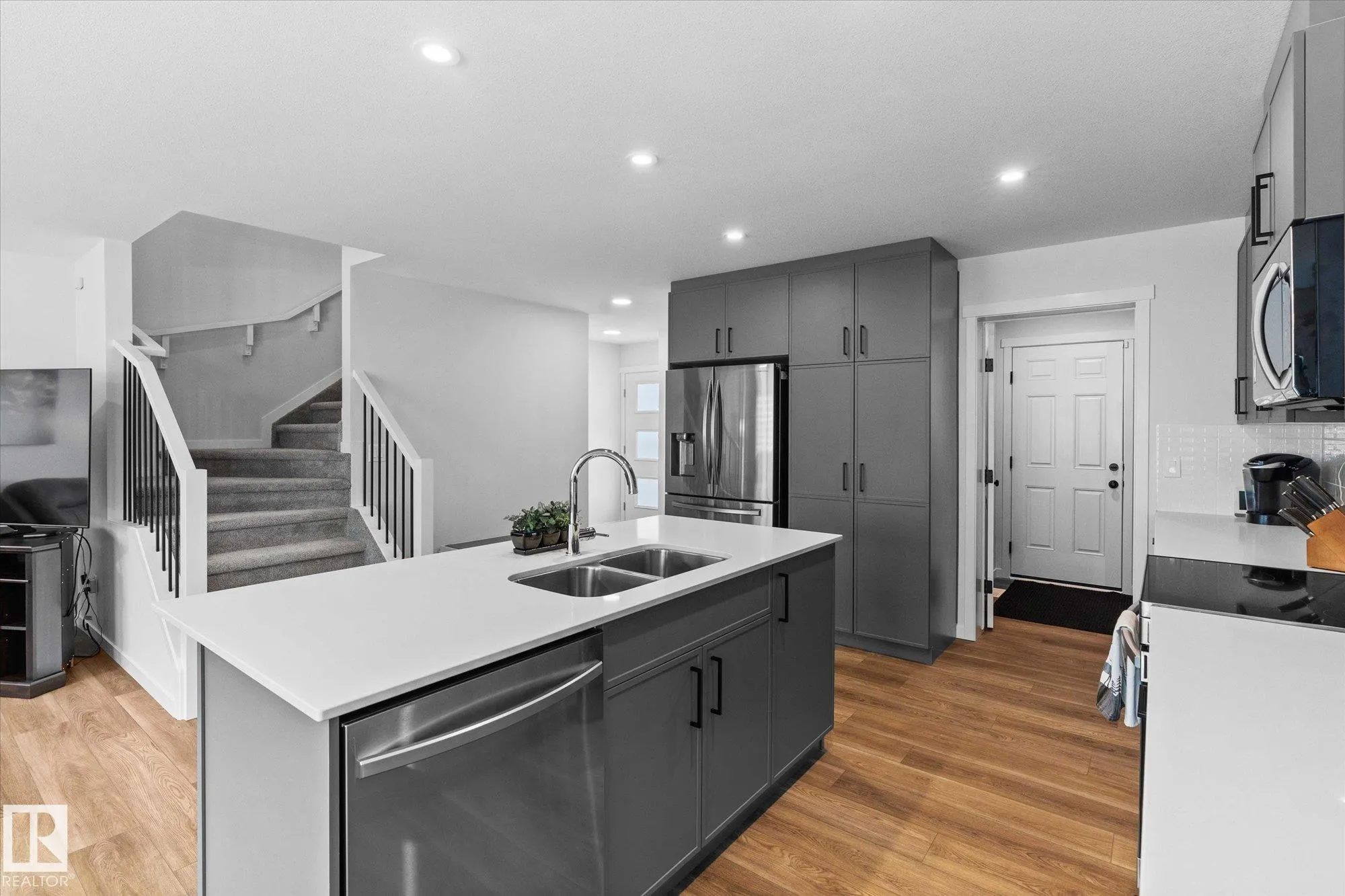 1727 WESTERRA Wynd