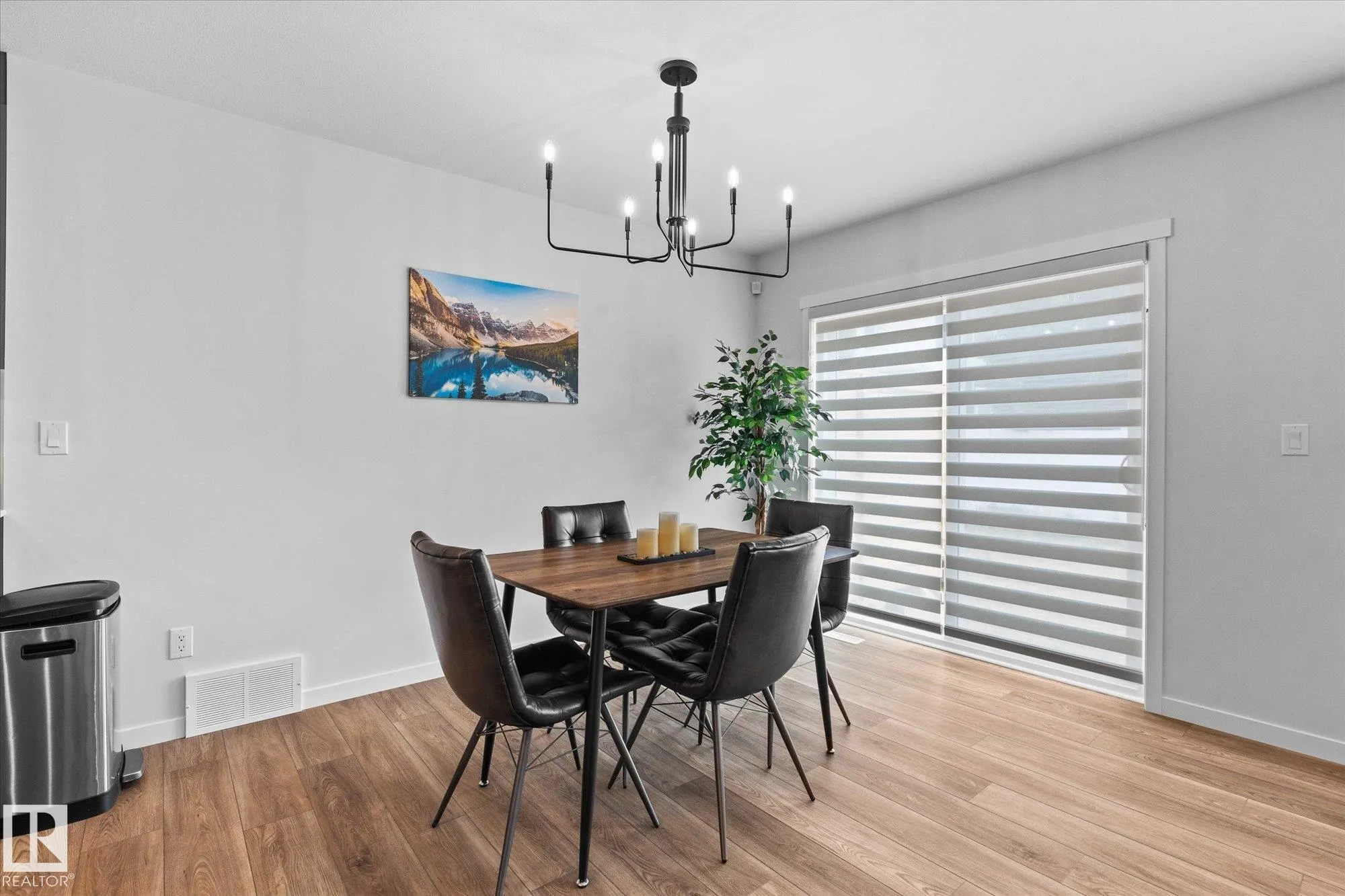 1727 WESTERRA Wynd