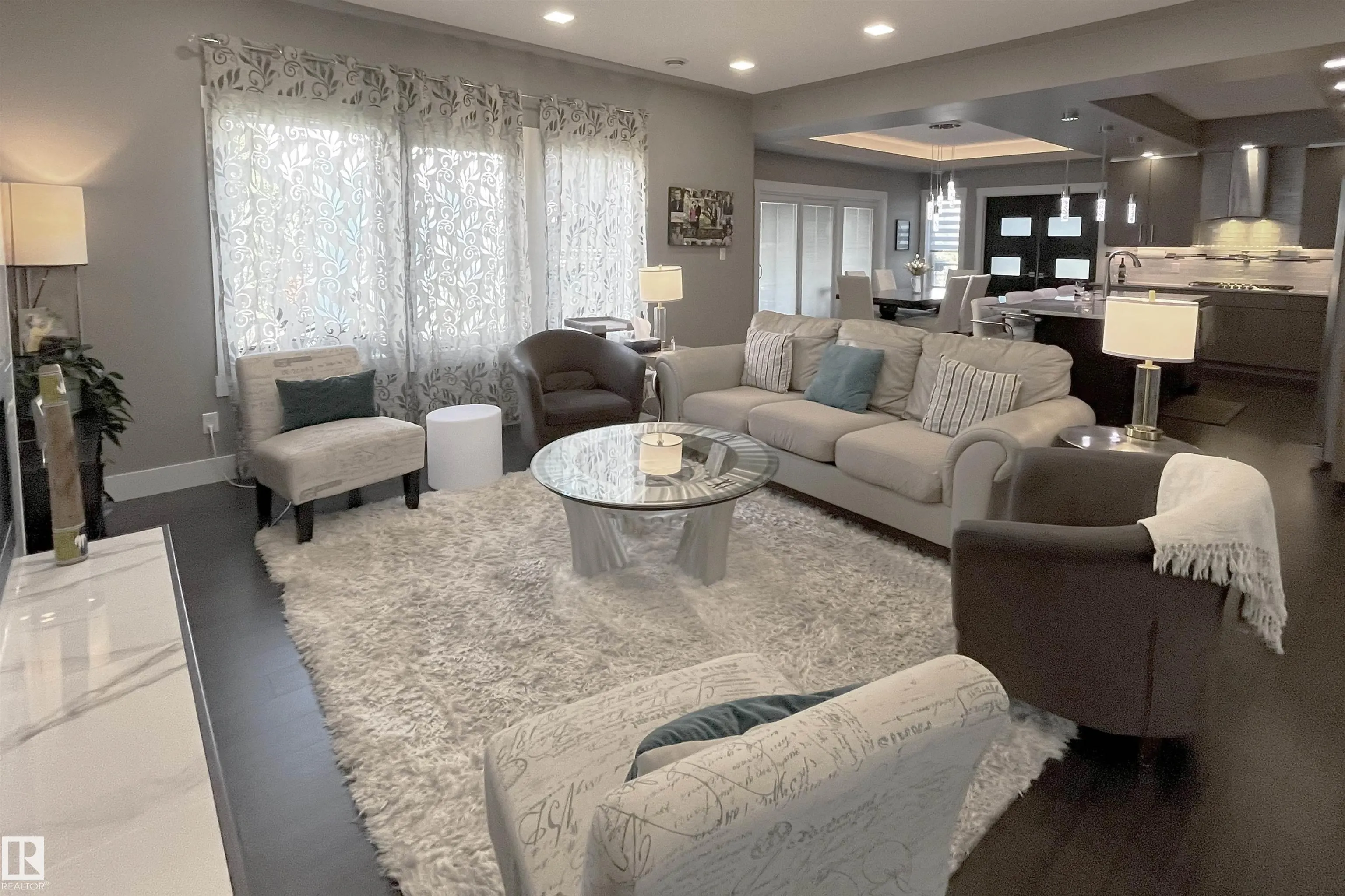 58 LAMPLIGHT Drive