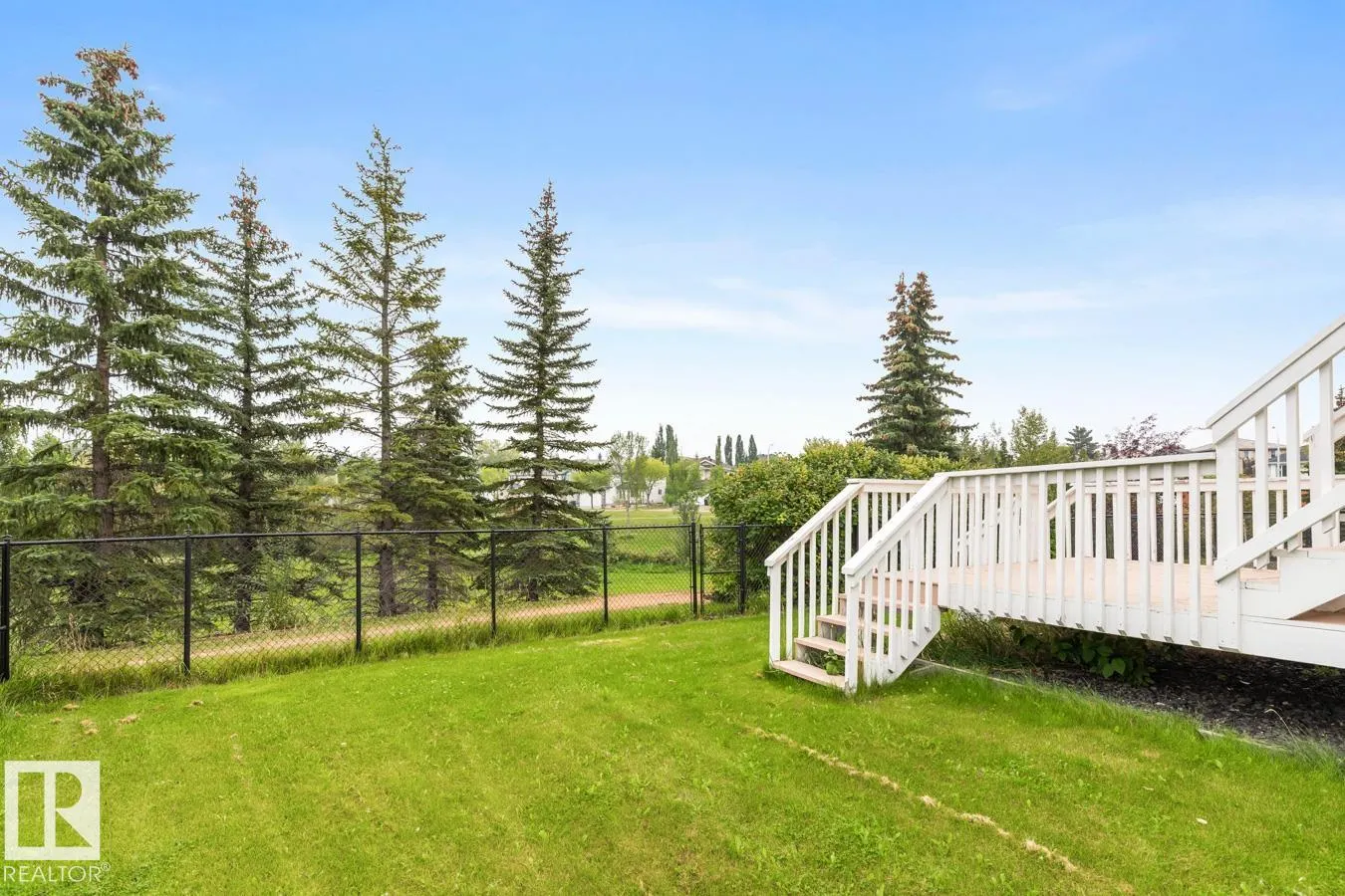 1113 HAYNES Close