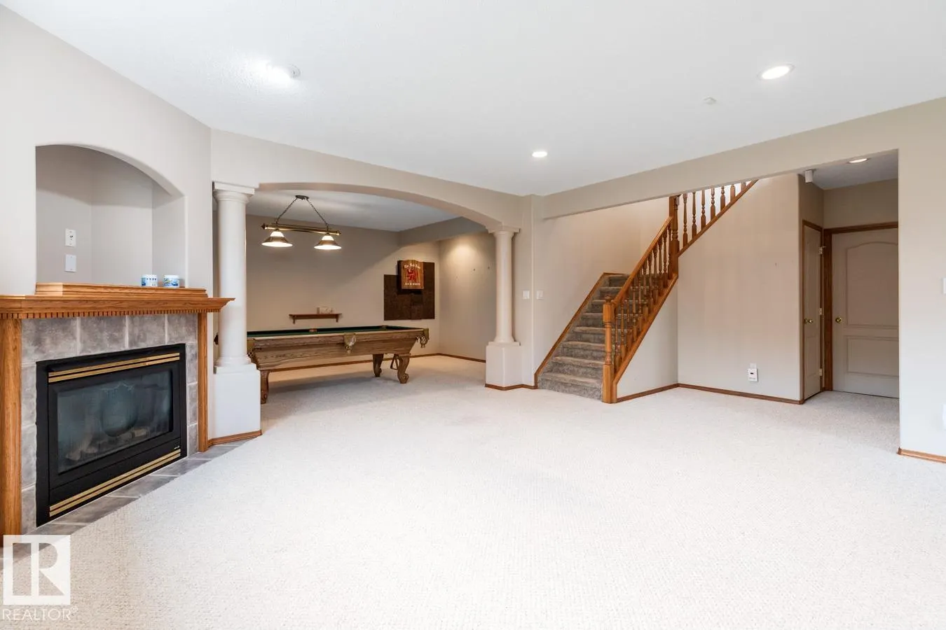 1113 HAYNES Close