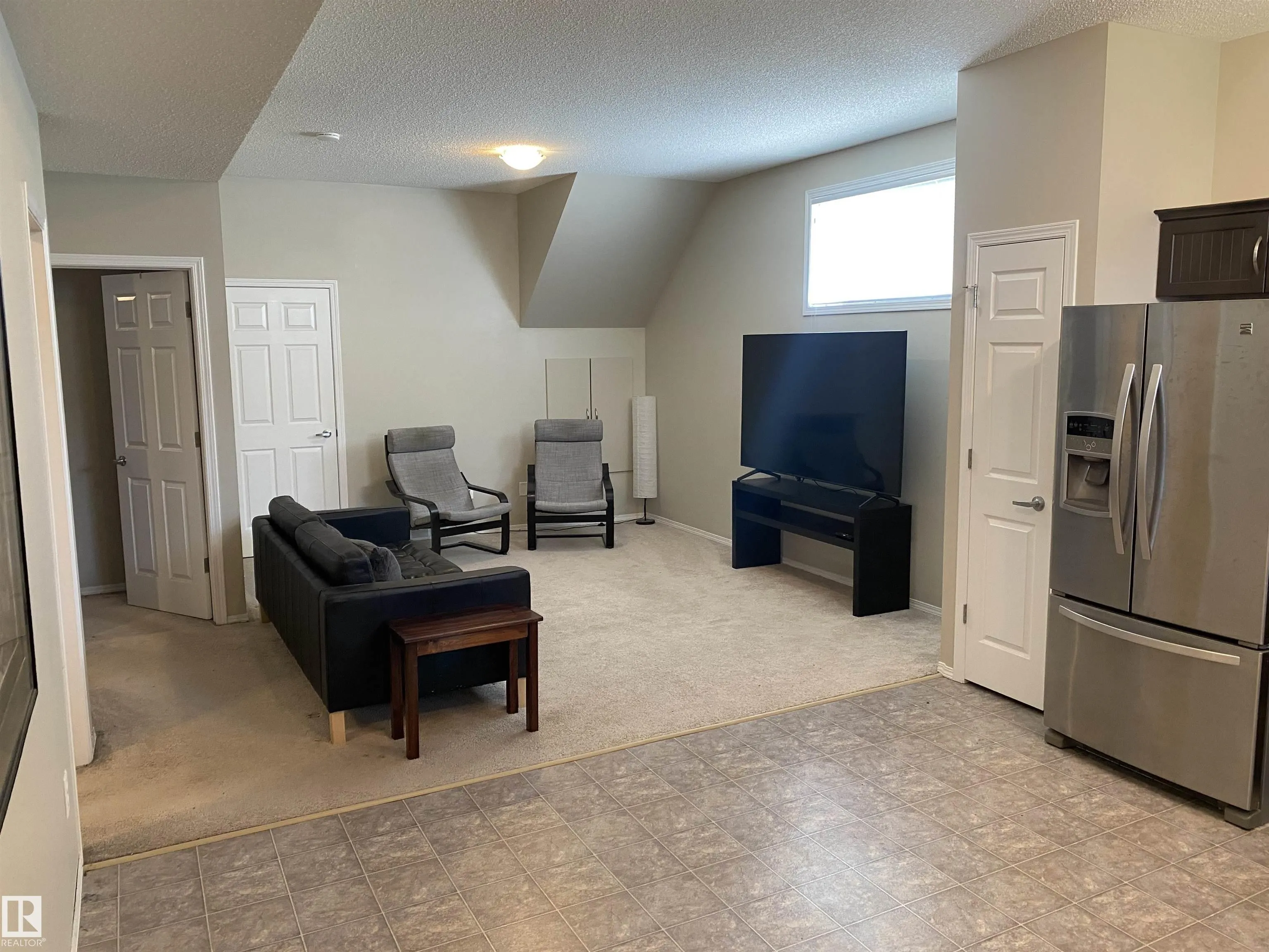 142 Selkirk Place