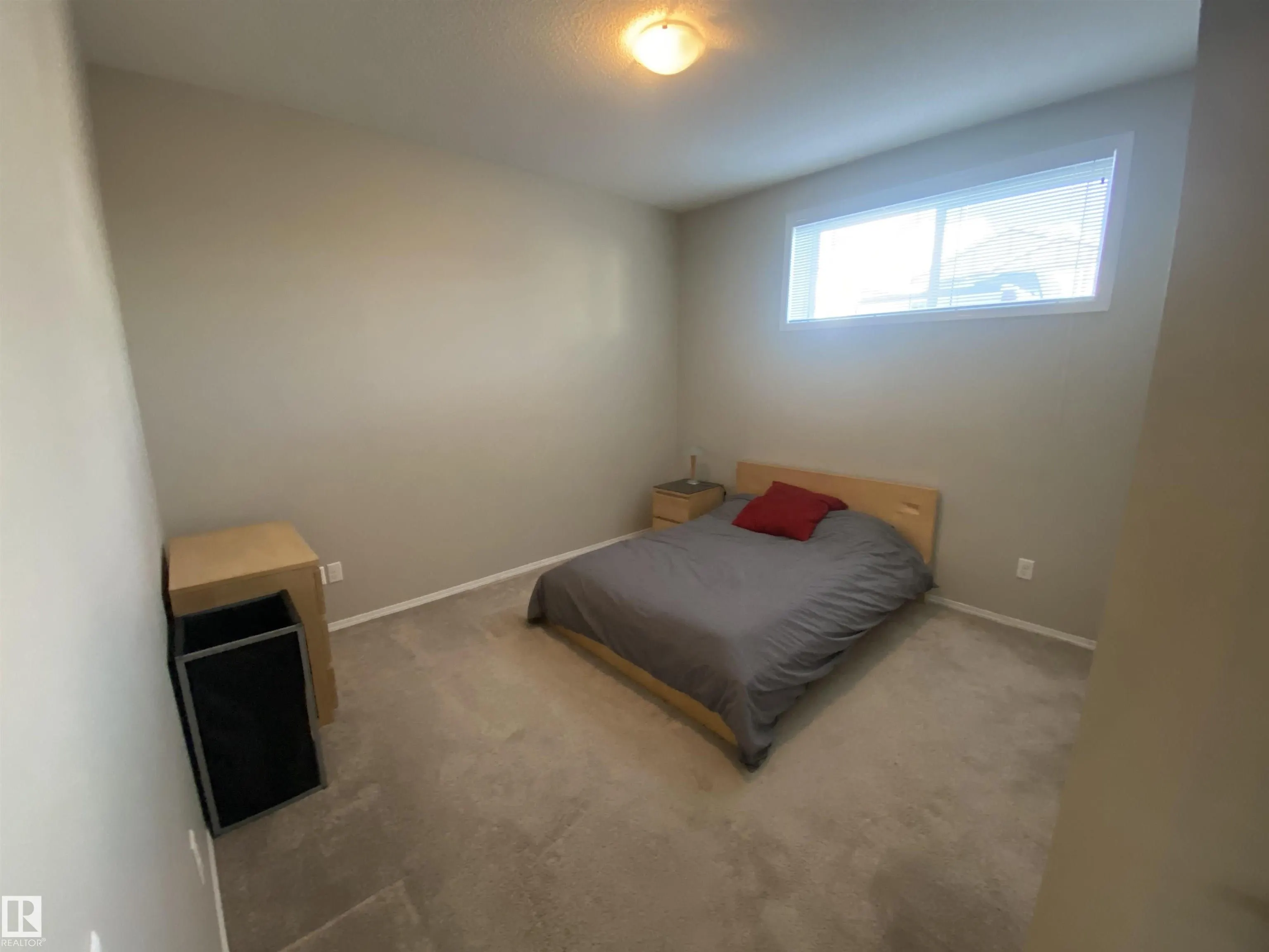 142 Selkirk Place