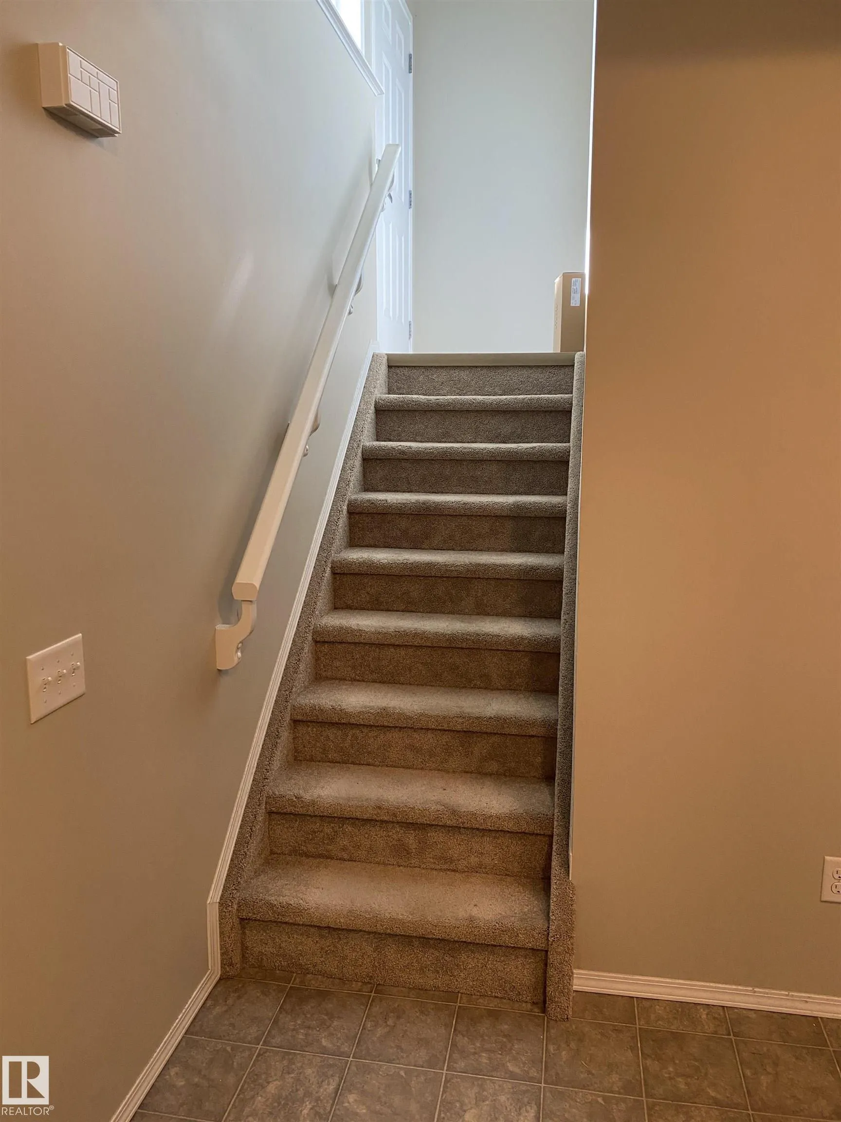 142 Selkirk Place