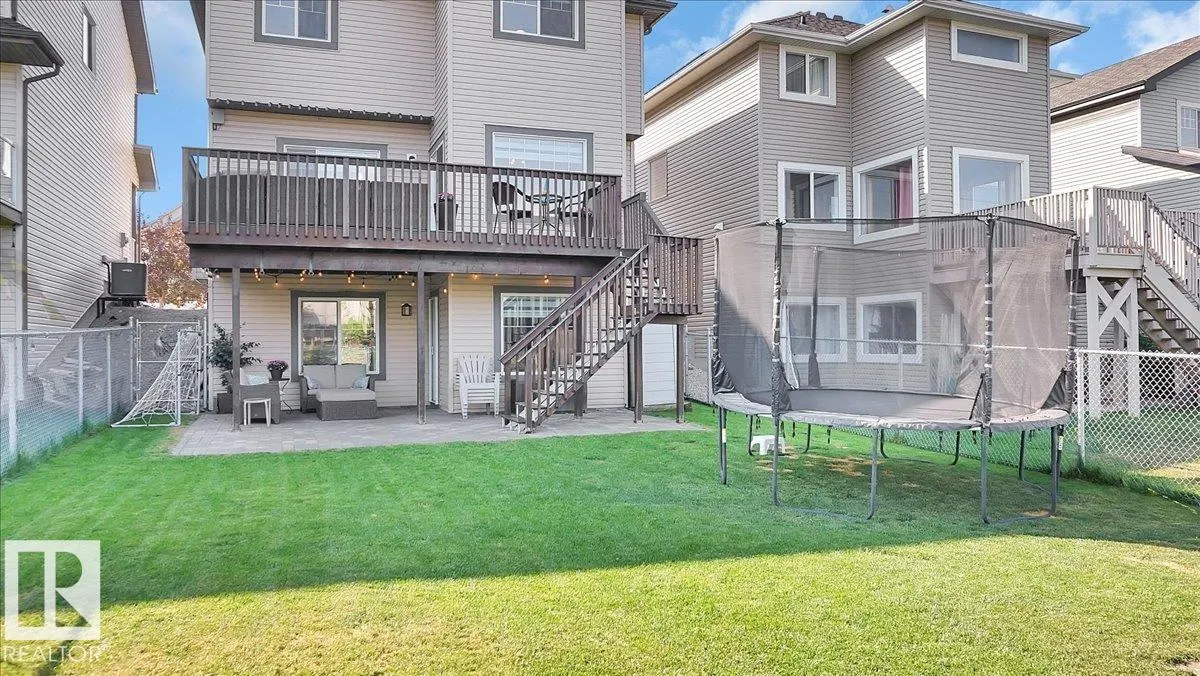 4058 CROWSNEST Crescent