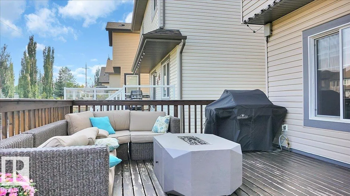 4058 CROWSNEST Crescent