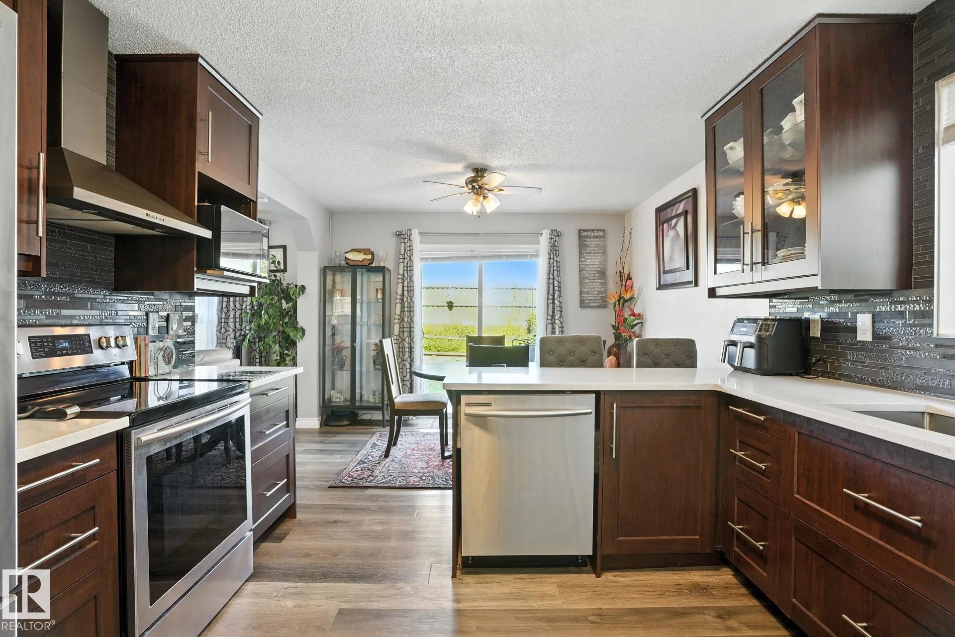 1935 GARNETT Way