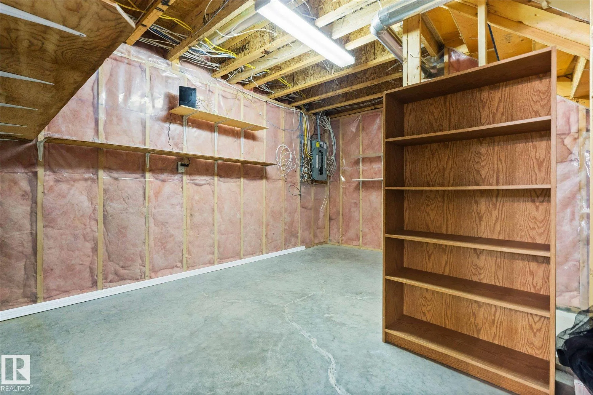 7 EGERLAND Place