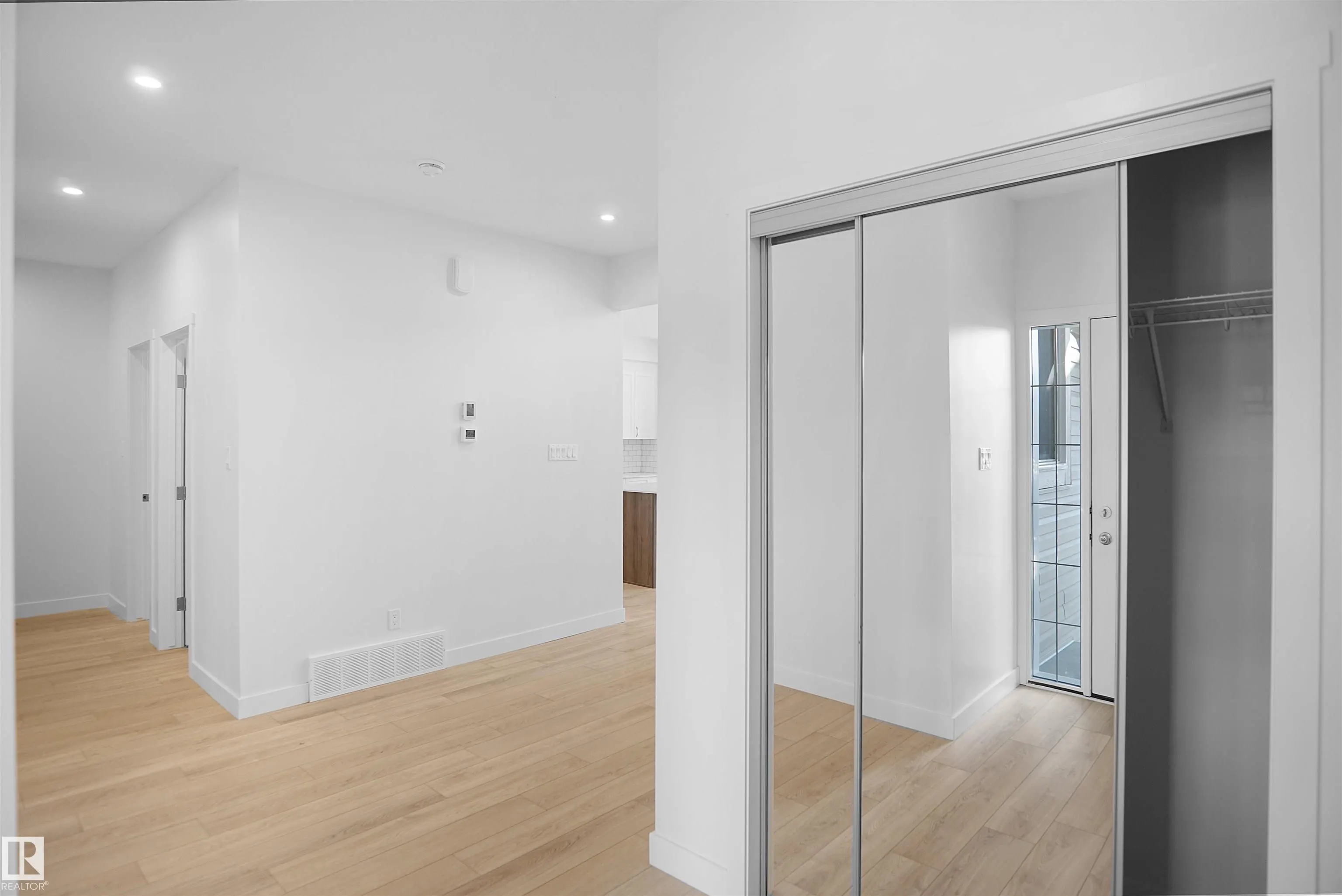 2603 15 Avenue