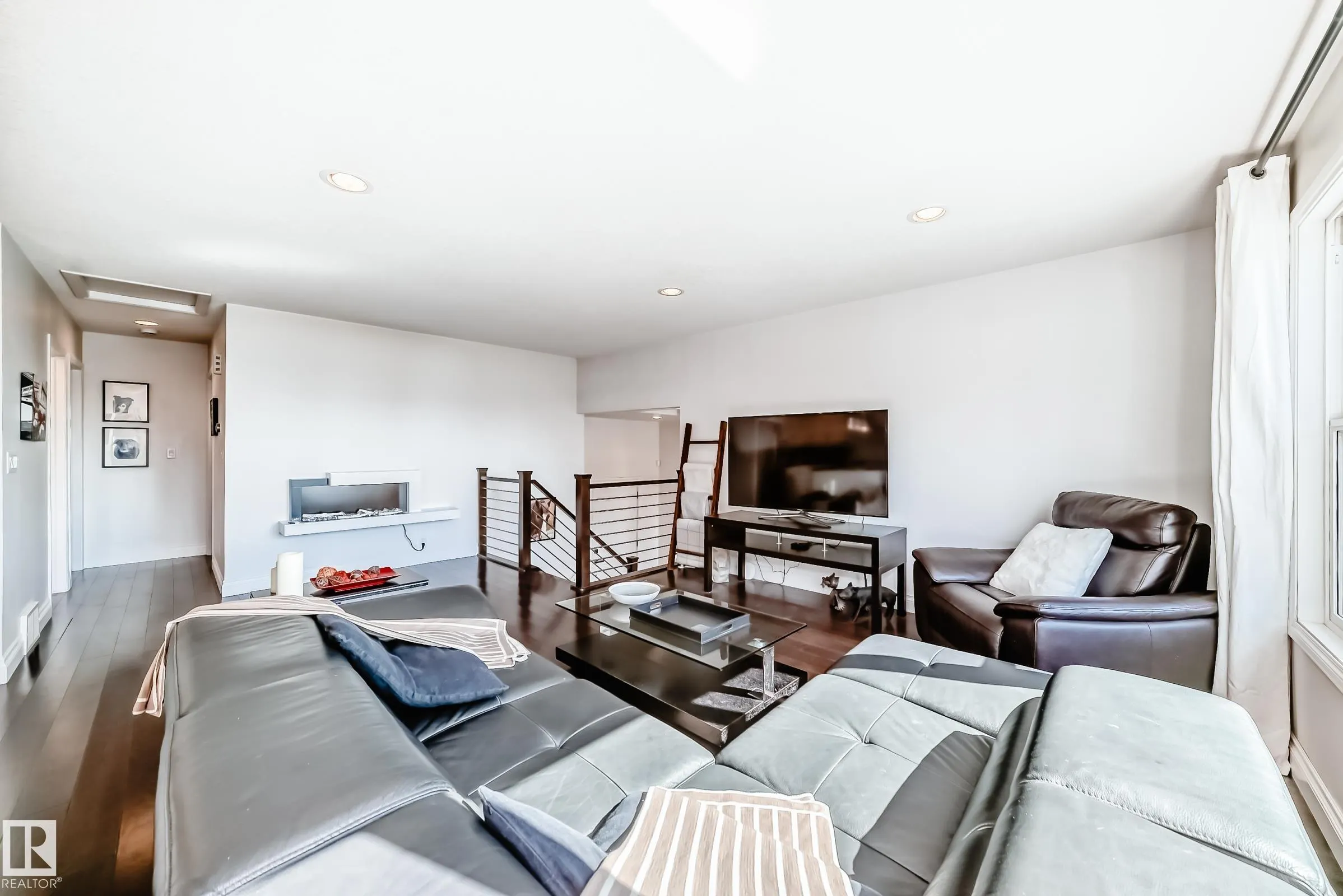 54200 RGE ROAD 265