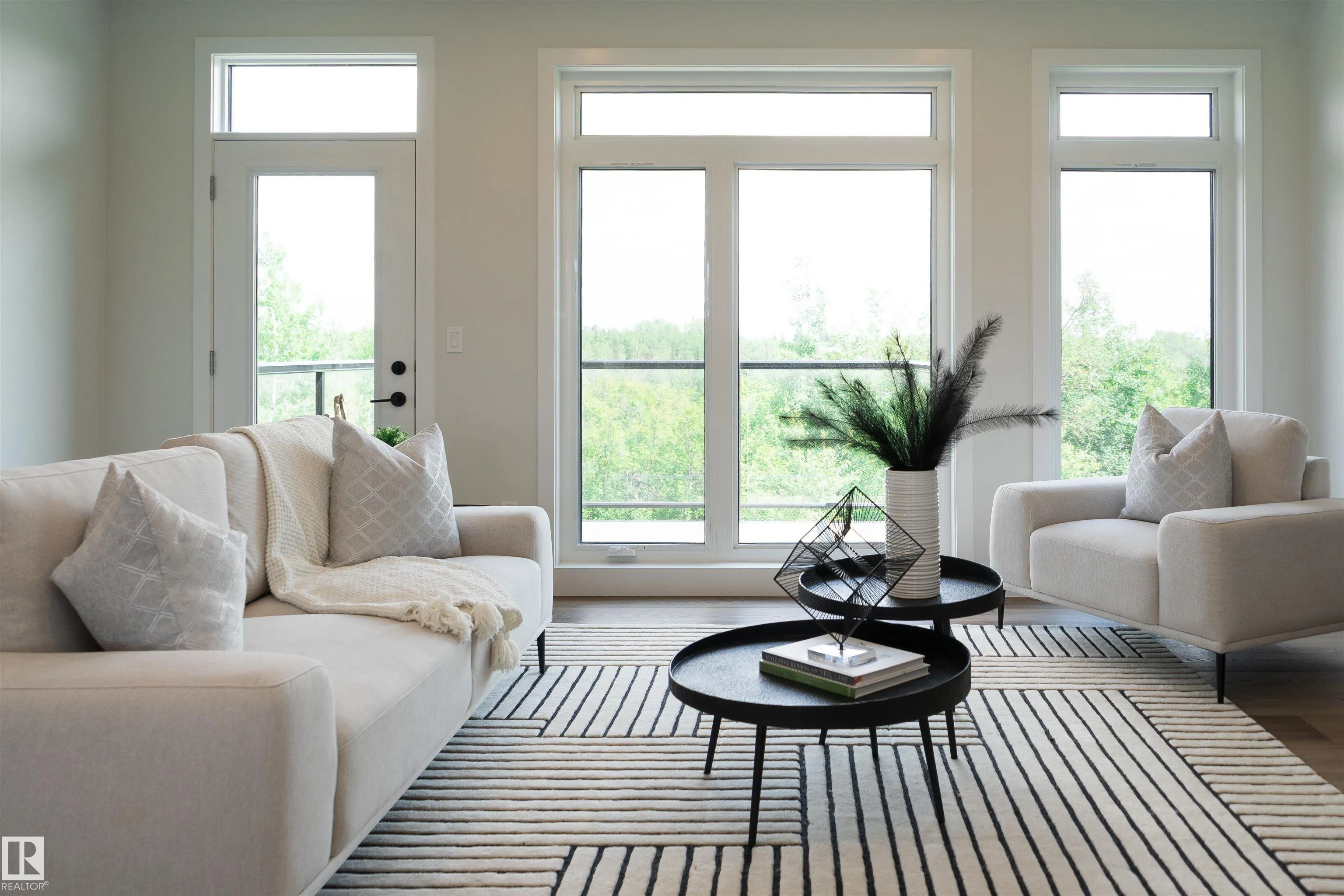 7121 MAY Crescent