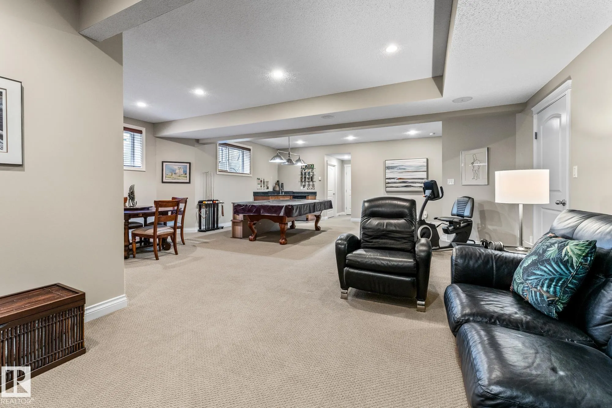 1830 BOWMAN Point(e)