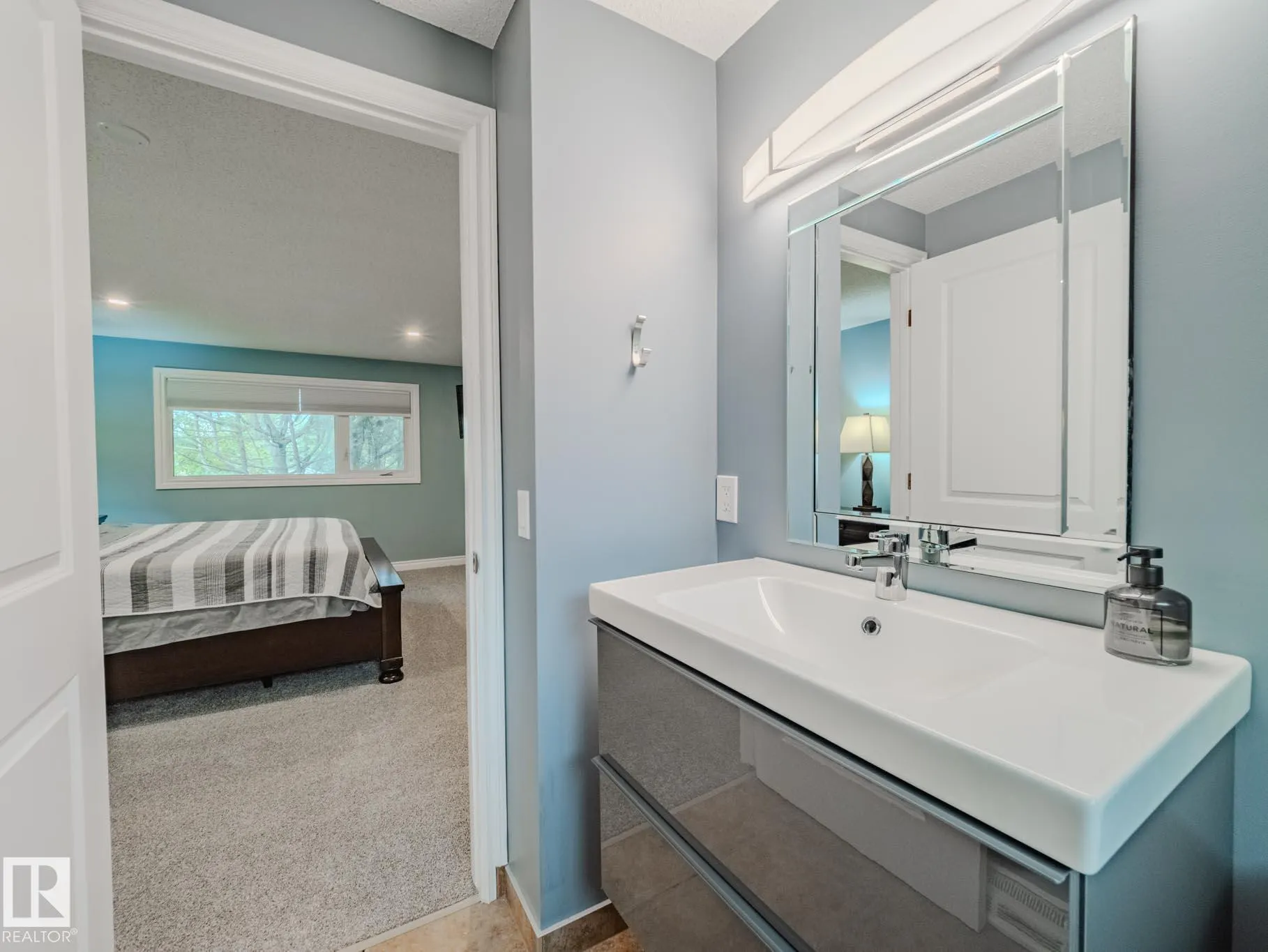 3024 GALLOWAY Terrace