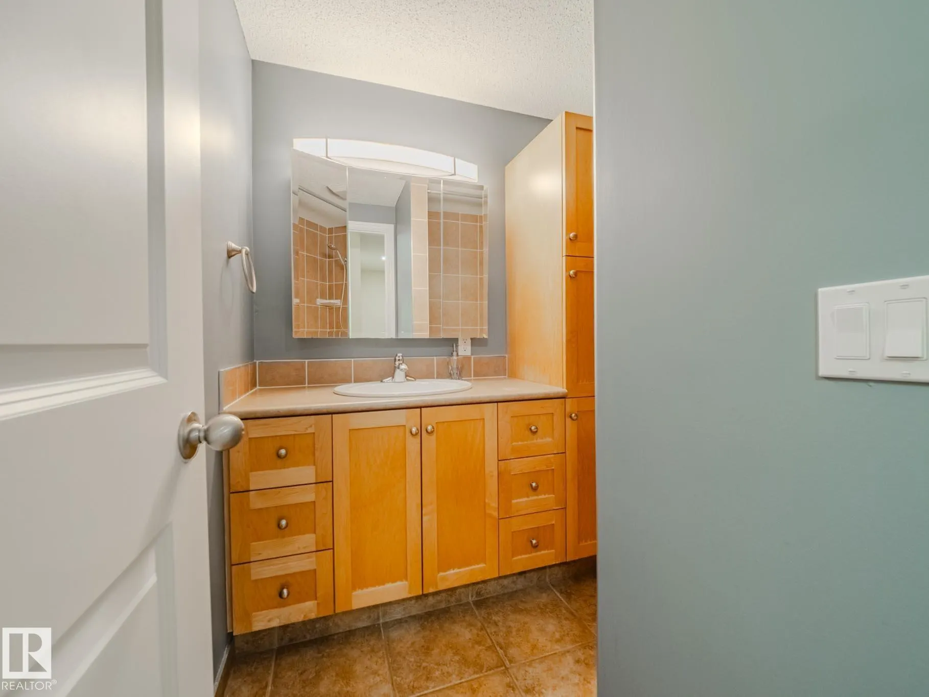 3024 GALLOWAY Terrace