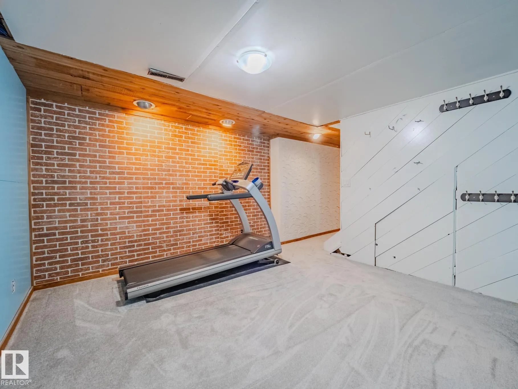 3024 GALLOWAY Terrace